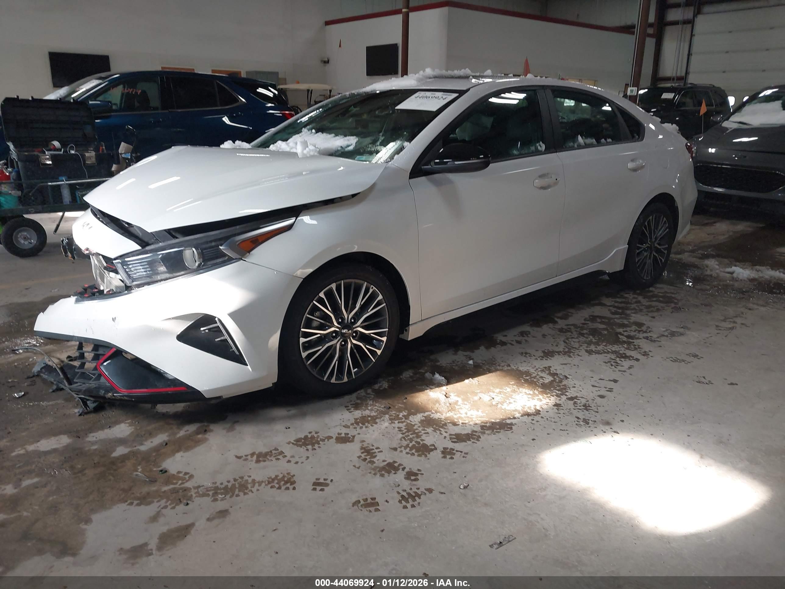 KIA FORTE image 2