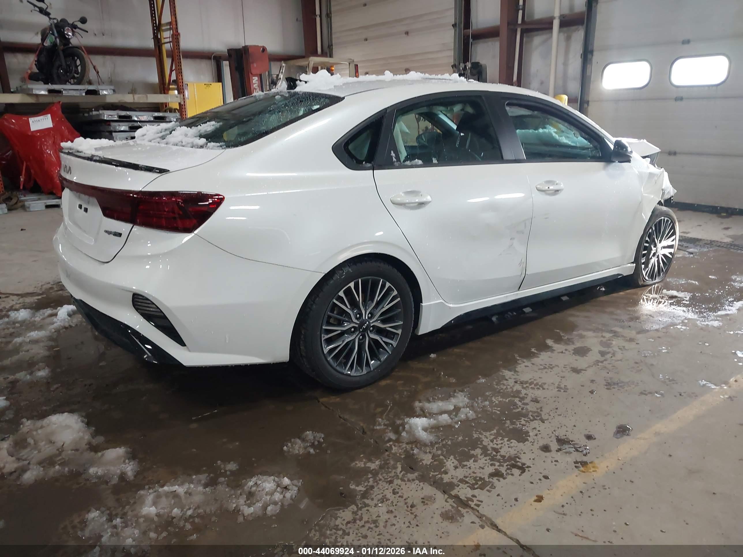 KIA FORTE image 4