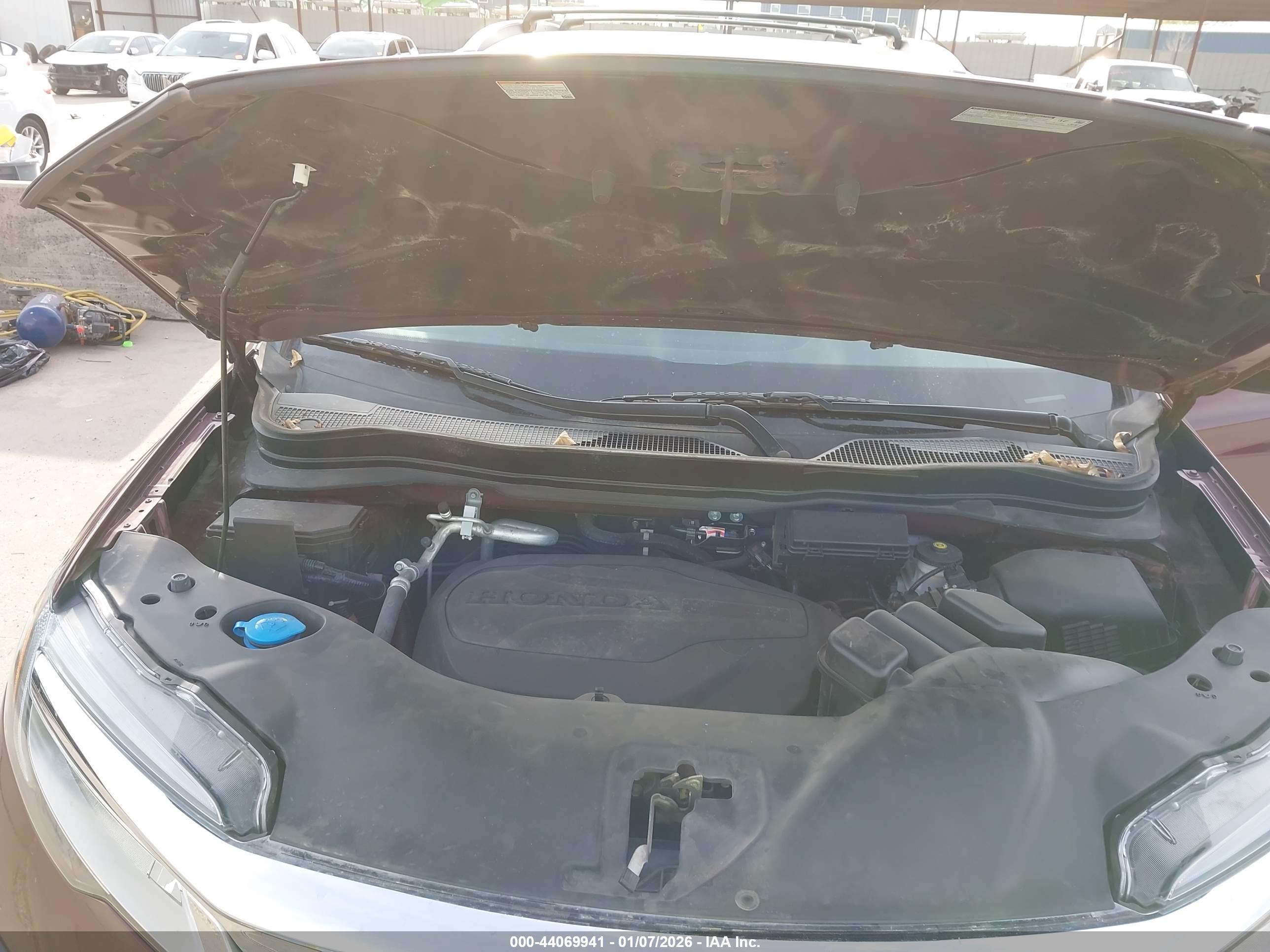 HONDA PILOT image 10
