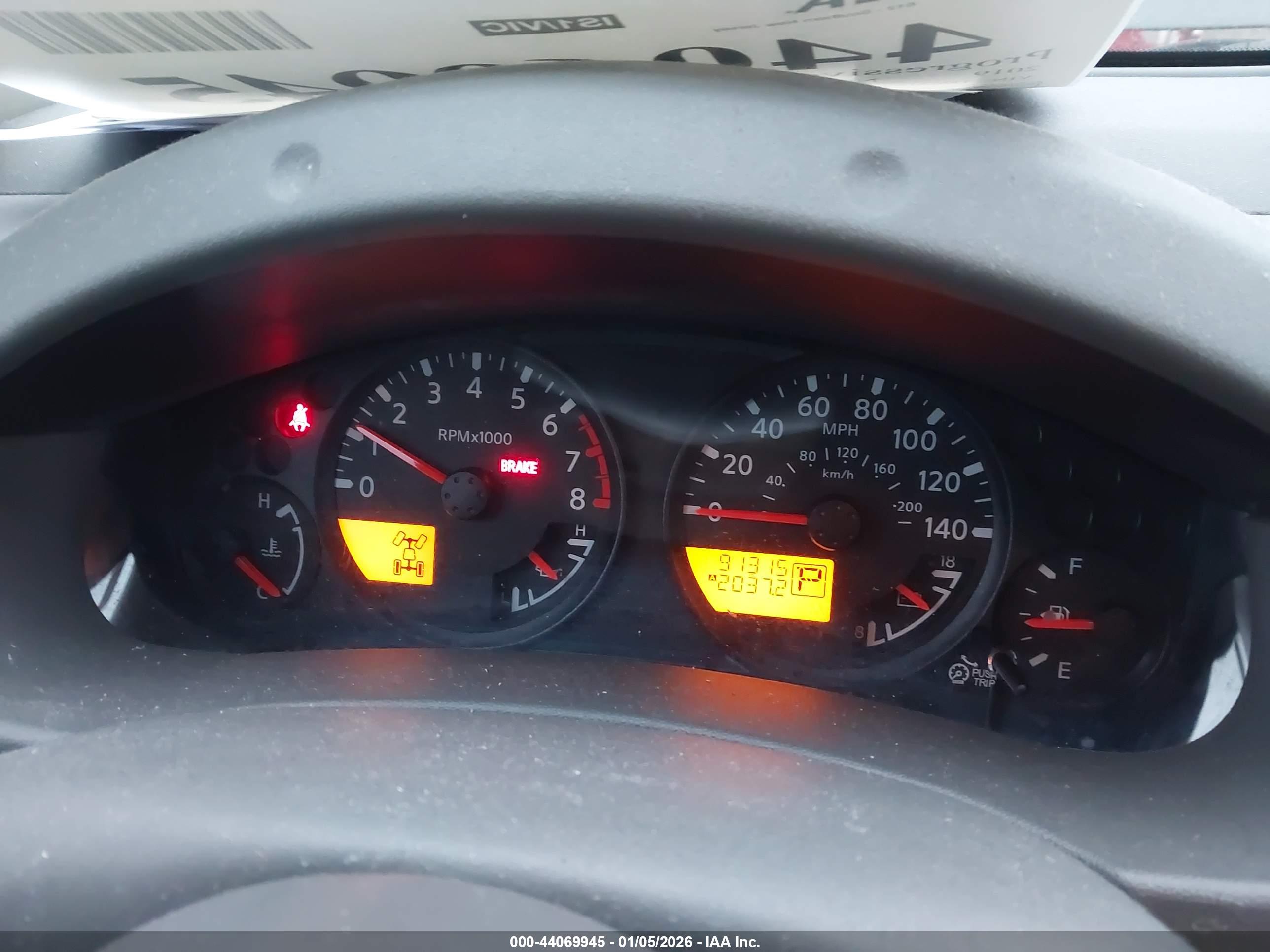NISSAN FRONTIER image 7