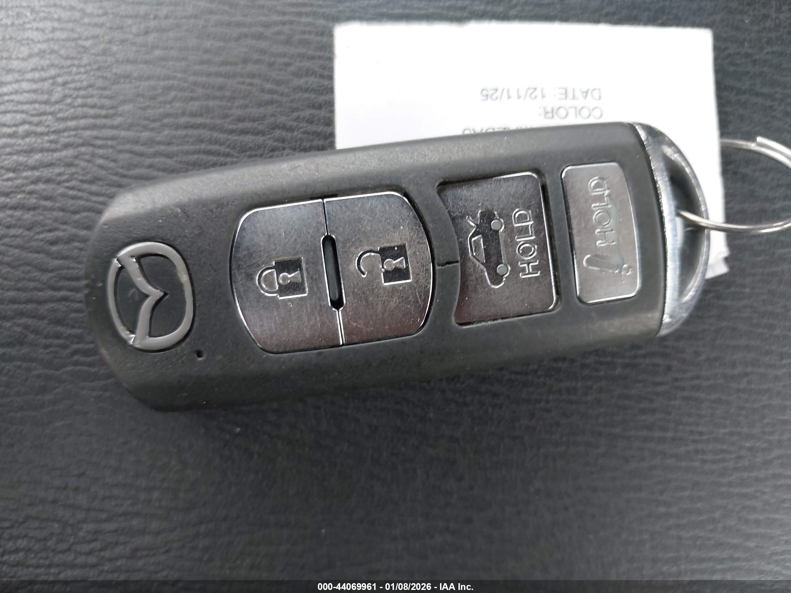 MAZDA MAZDA3 image 11