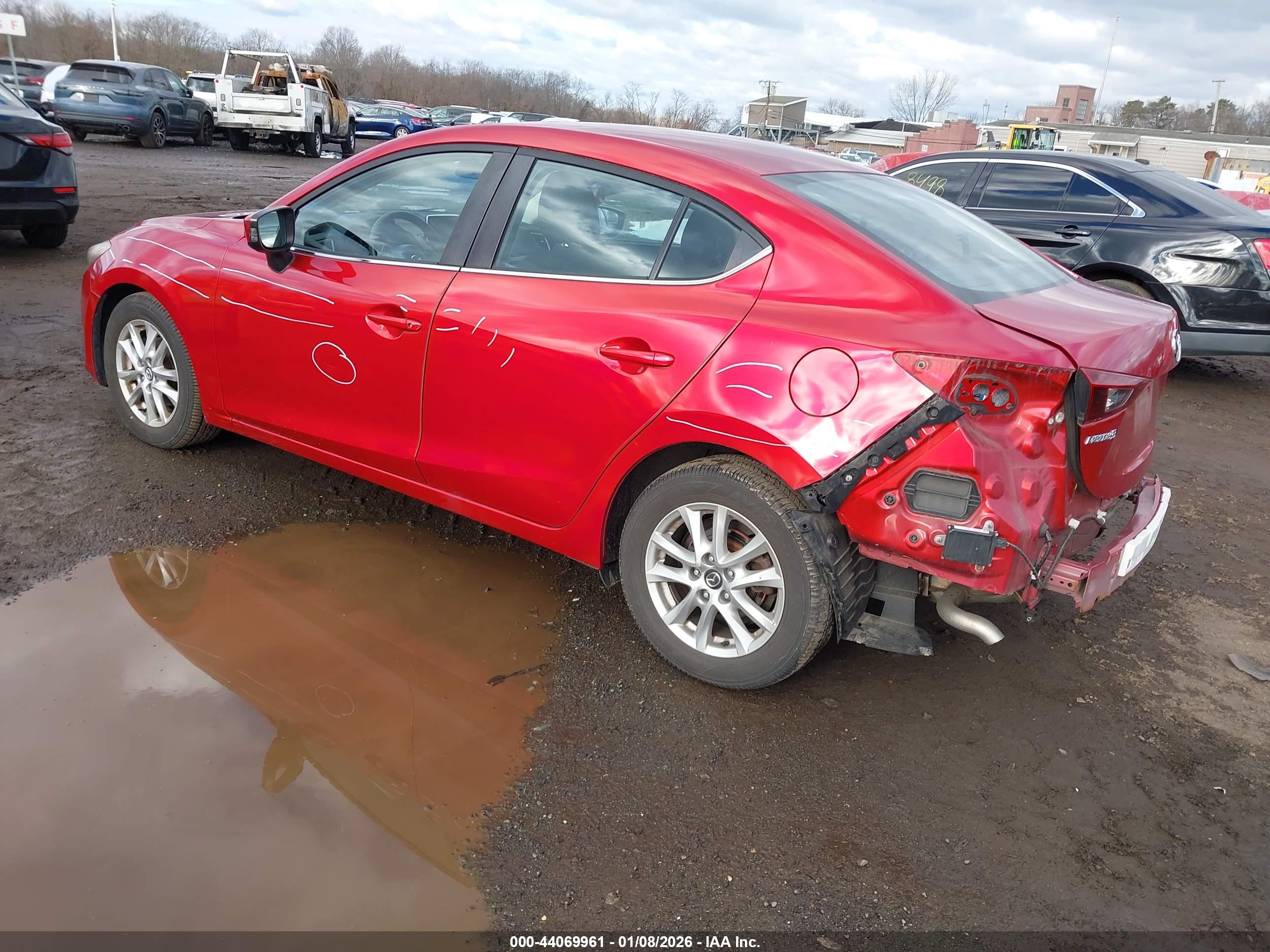 MAZDA MAZDA3 image 3