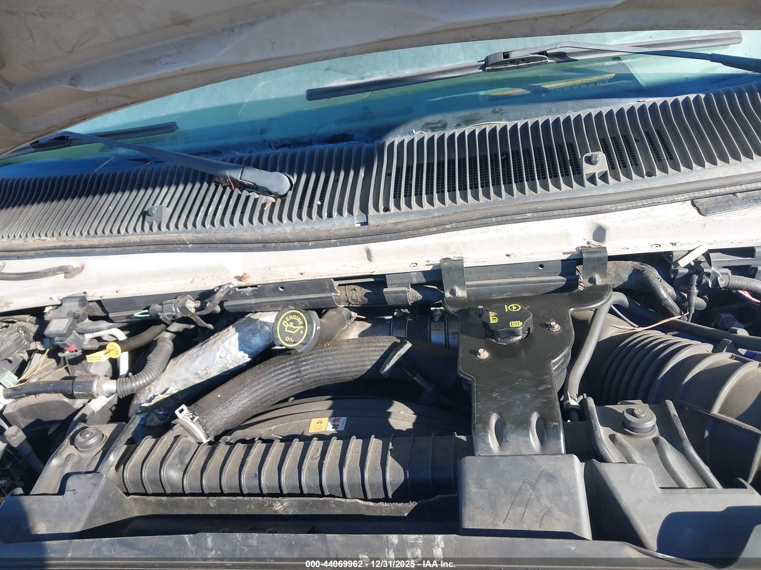FORD E-450 image 10