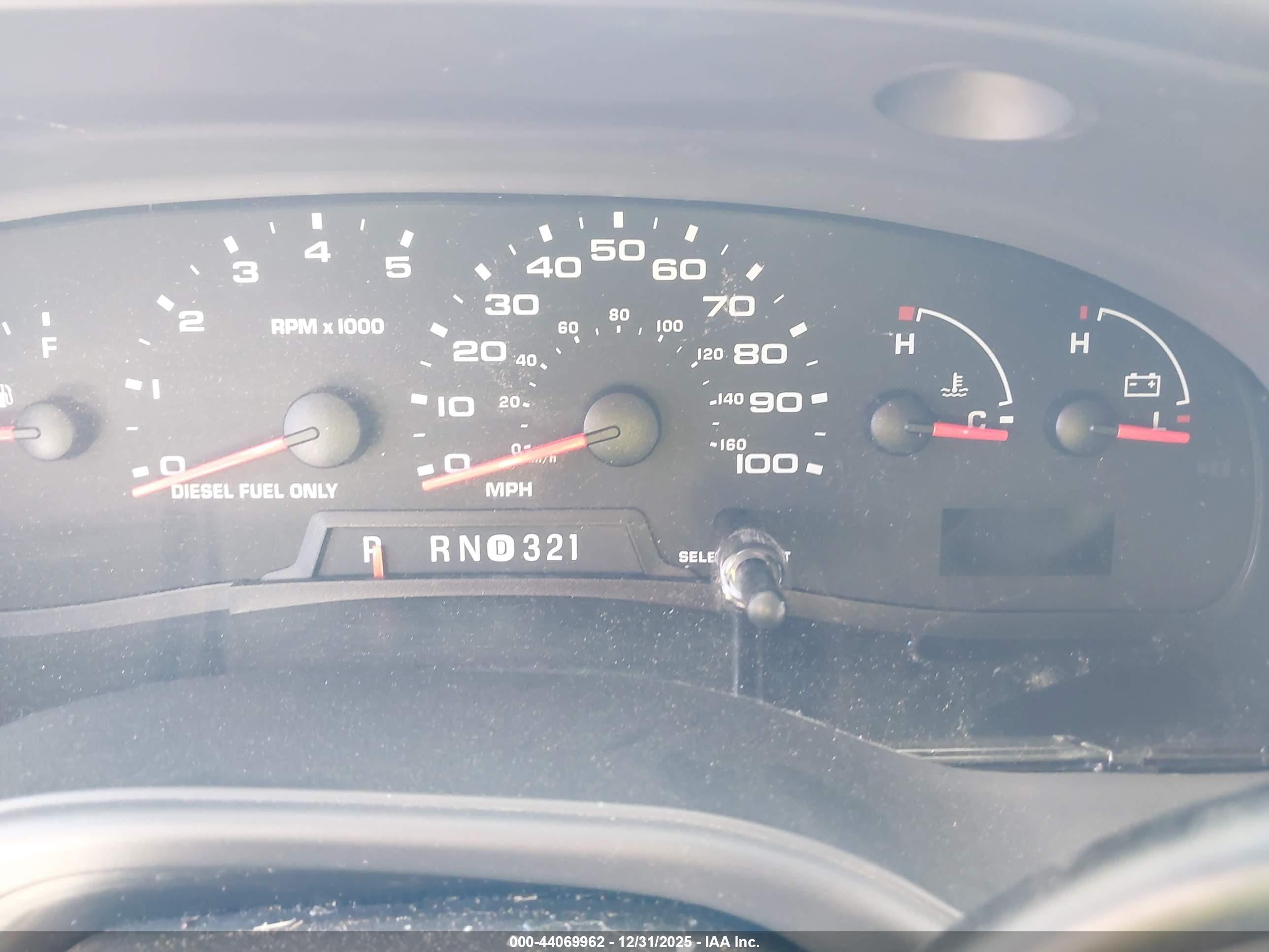 FORD E-450 image 6