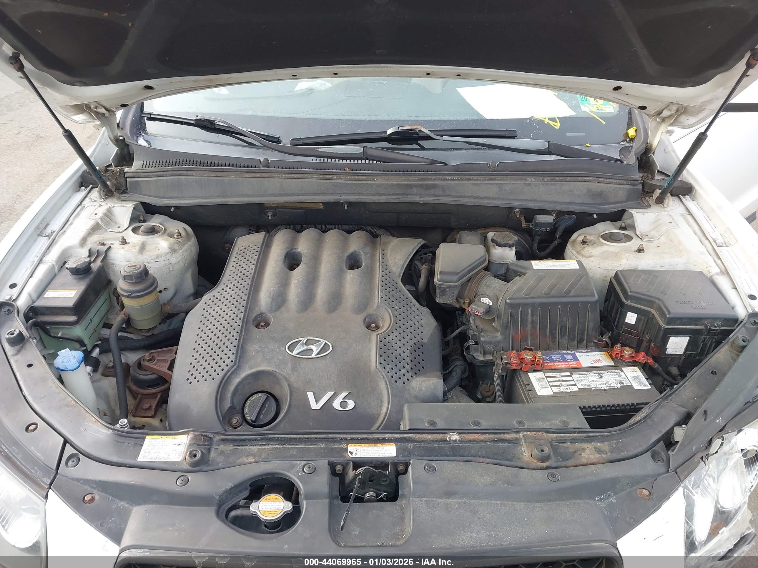 HYUNDAI SANTA image 10