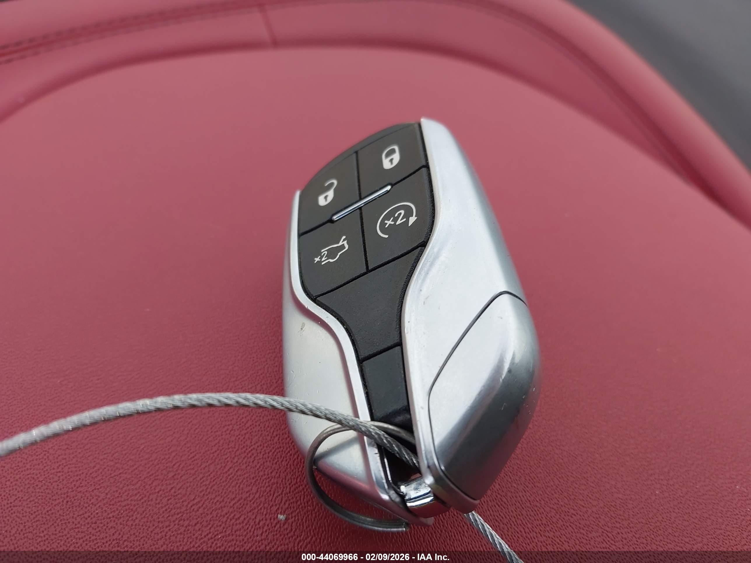 MASERATI LEVANTE image 11