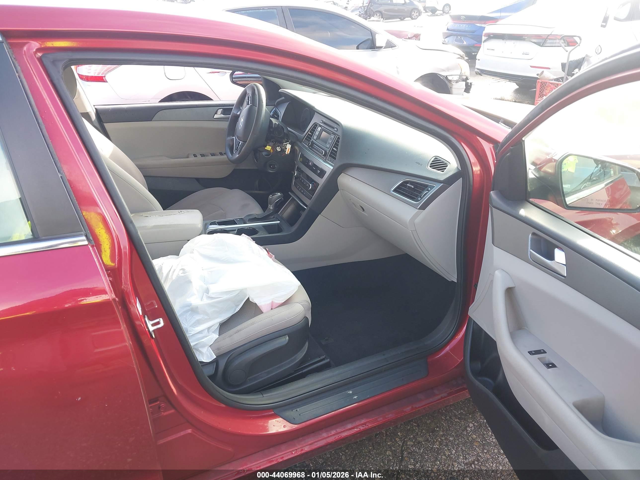 HYUNDAI SONATA image 5