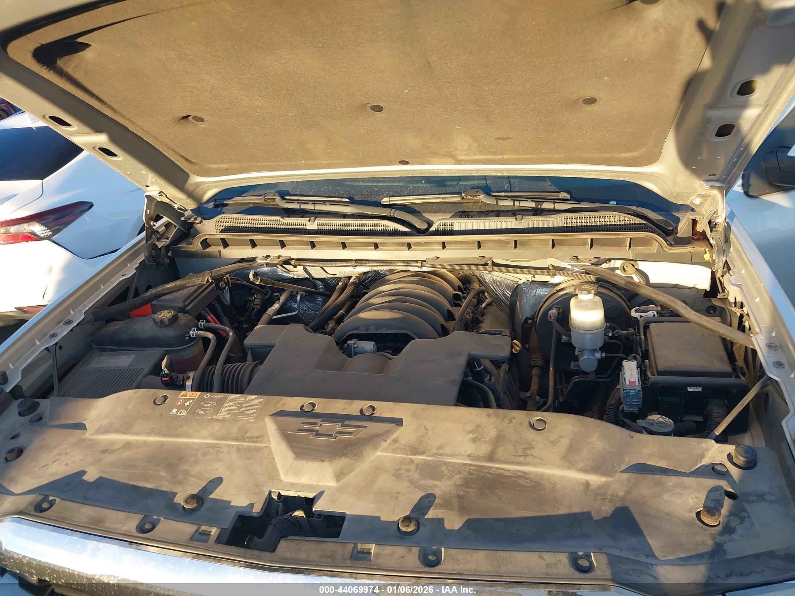 CHEVROLET SILVERADO image 10