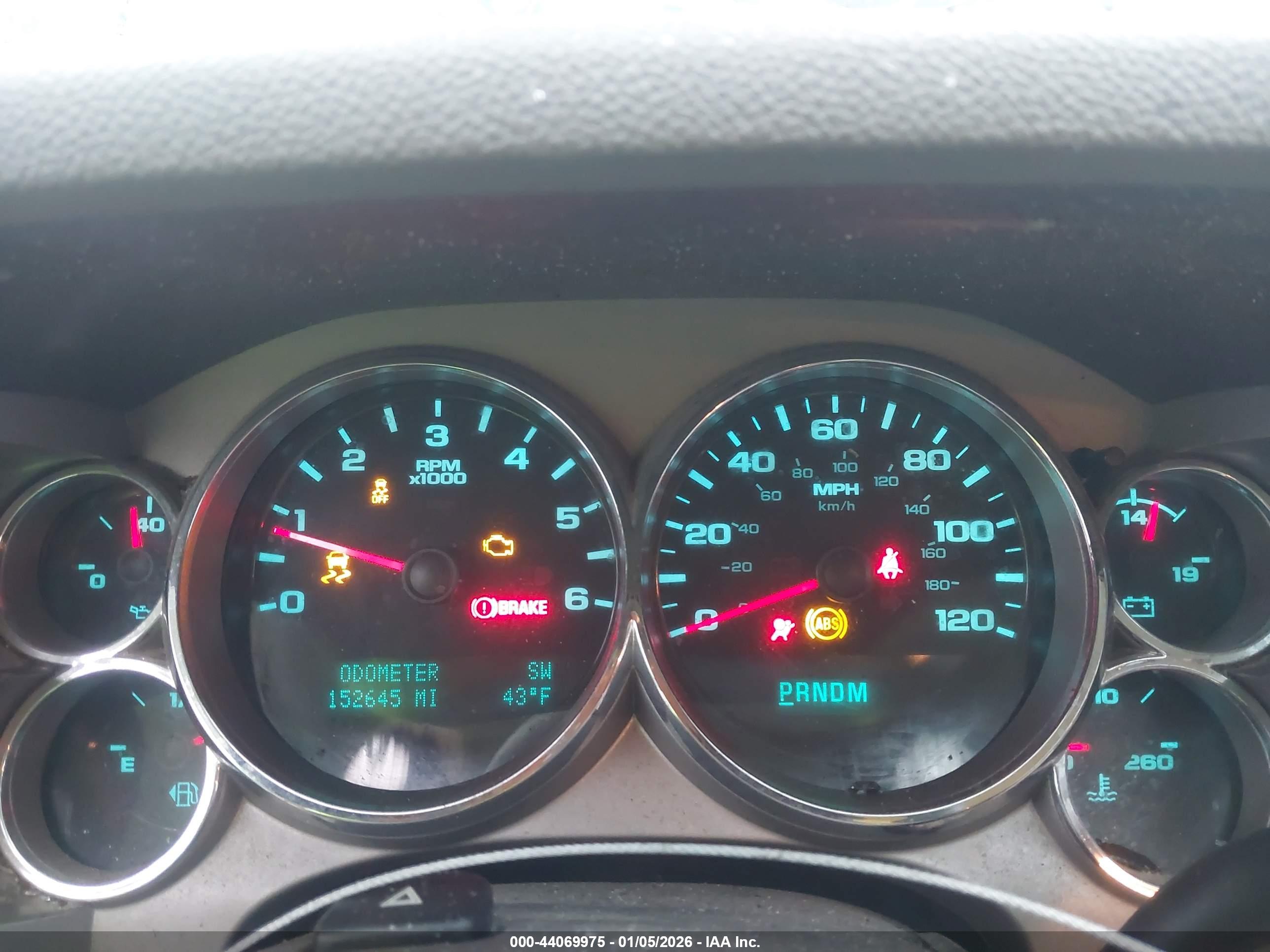 CHEVROLET SILVERADO image 7