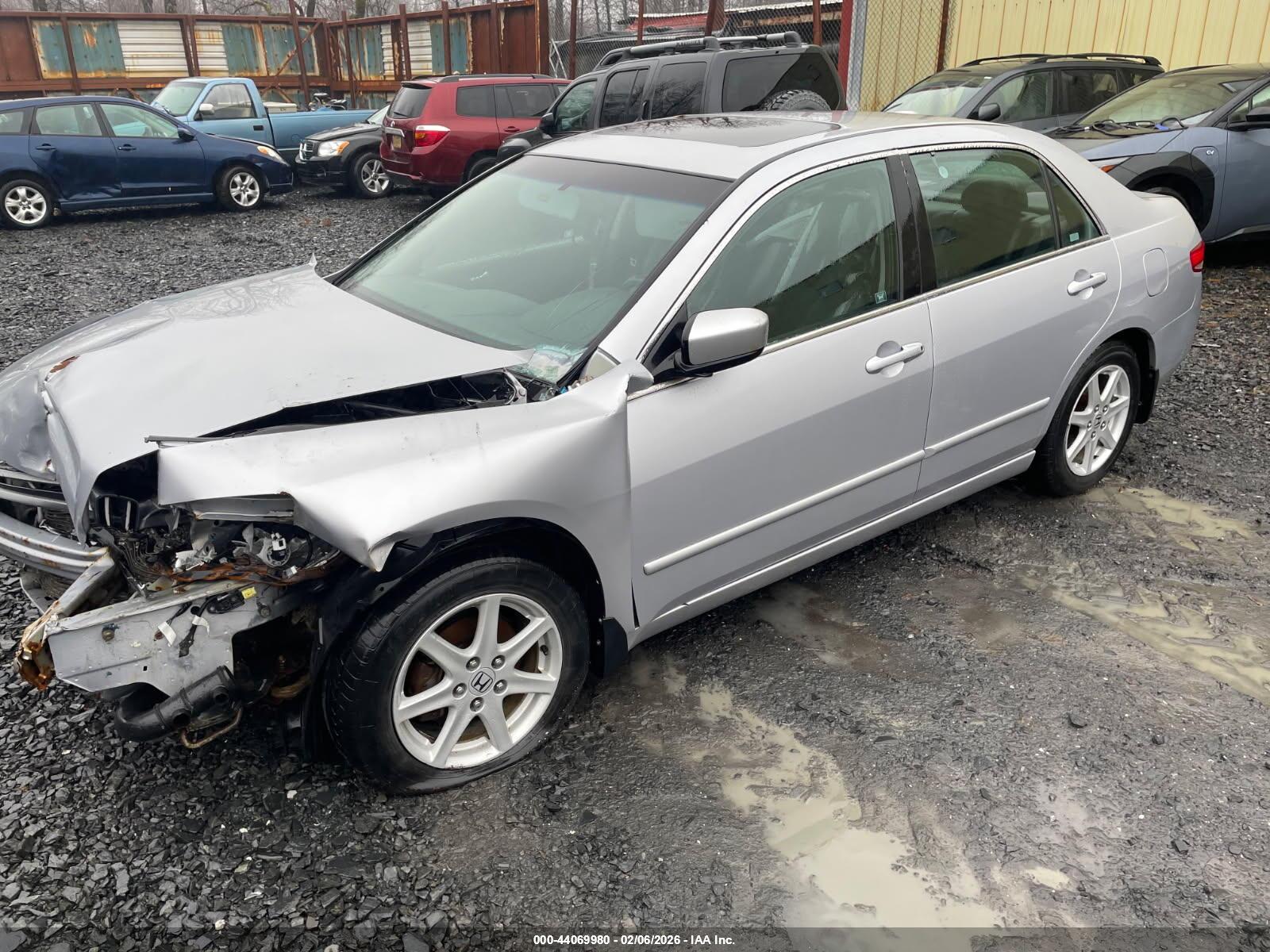 HONDA ACCORD image 2