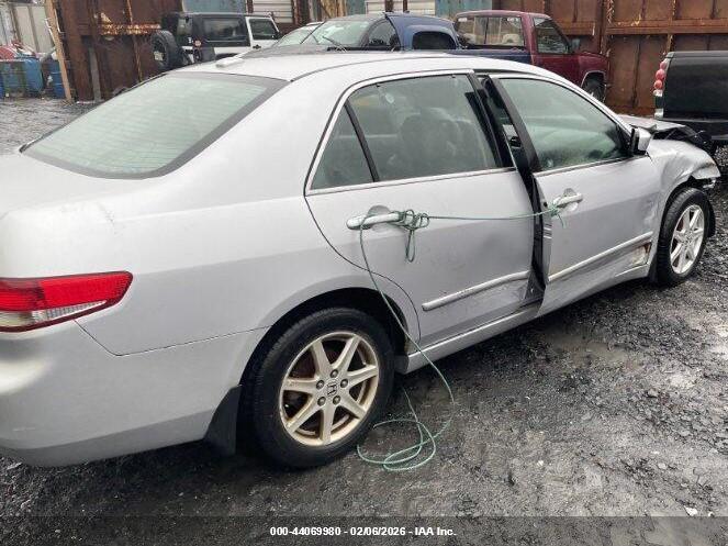 HONDA ACCORD image 4