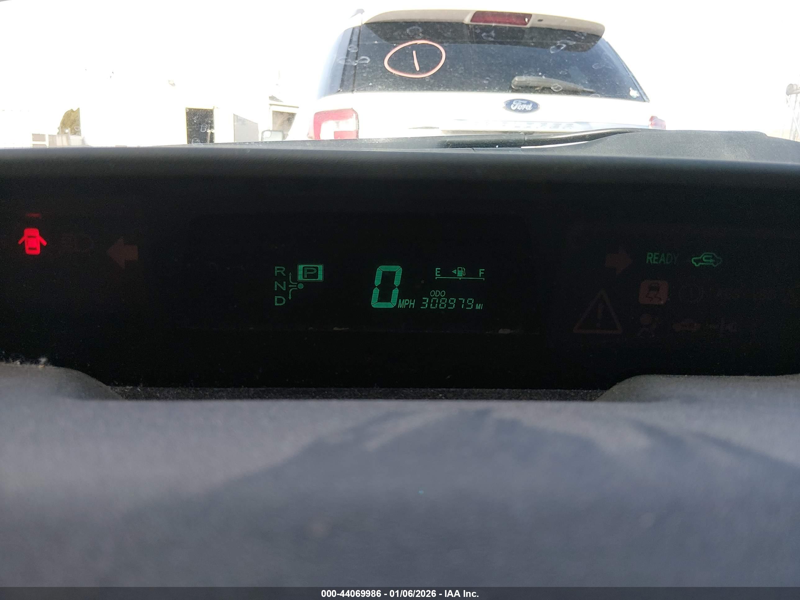TOYOTA PRIUS image 7
