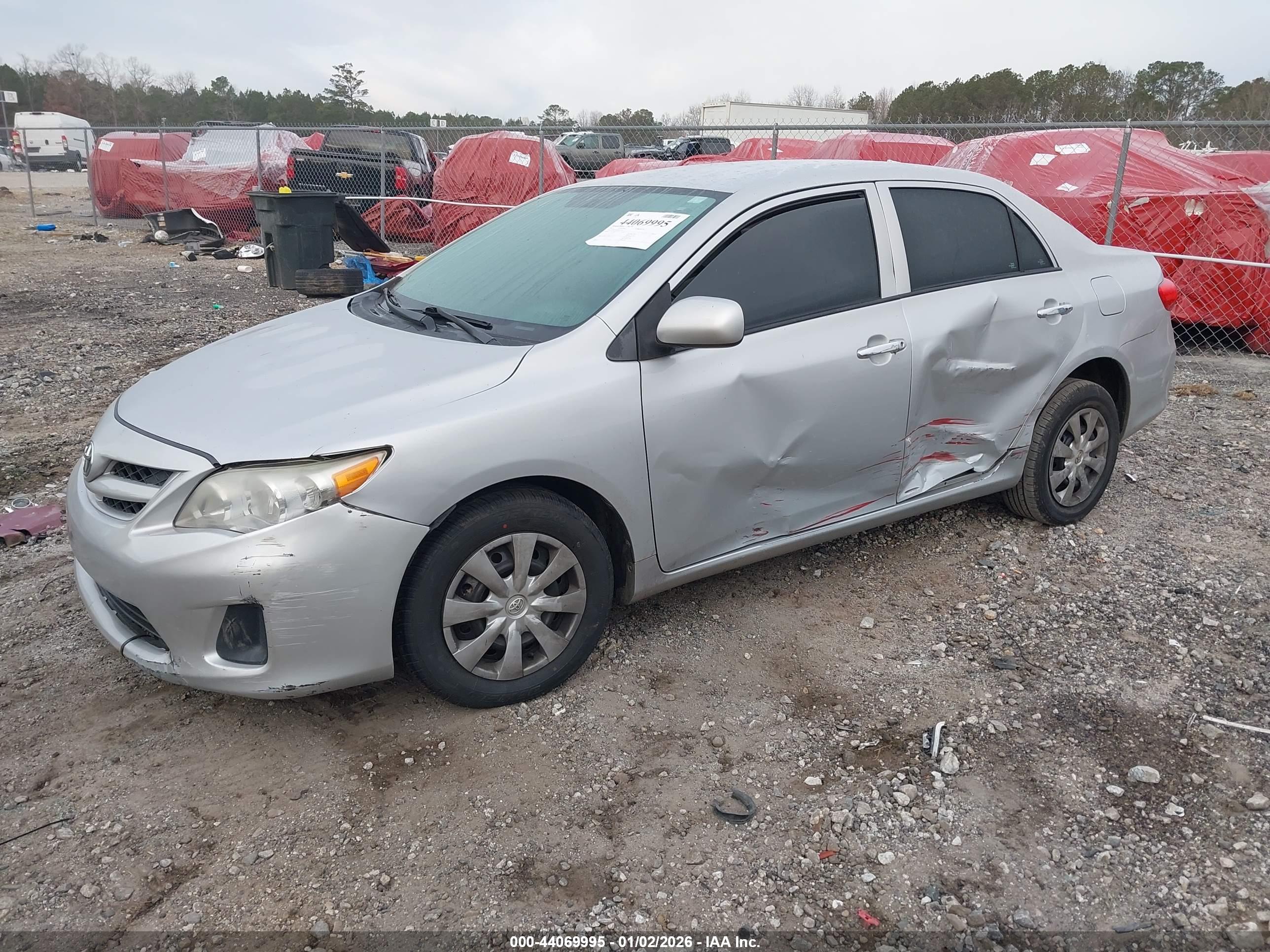 TOYOTA COROLLA image 2