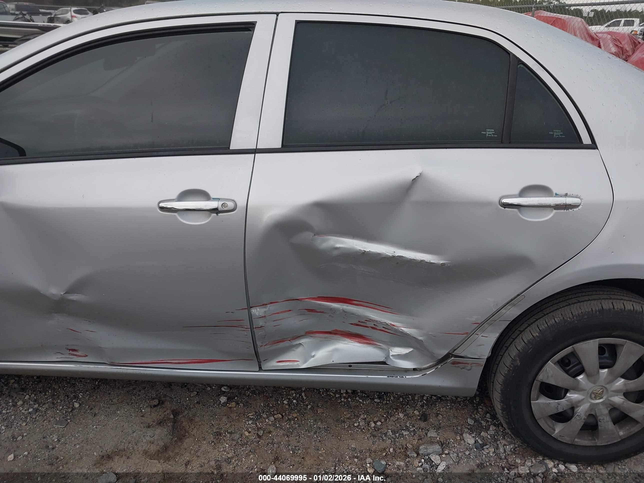 TOYOTA COROLLA image 6