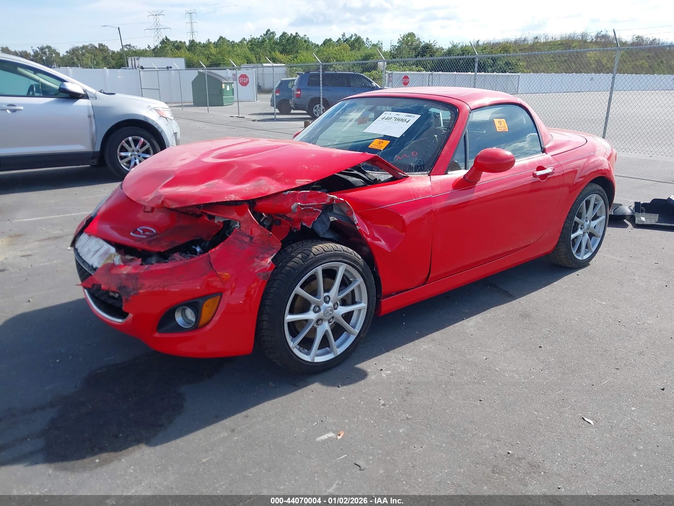 MAZDA MX-5 image 2