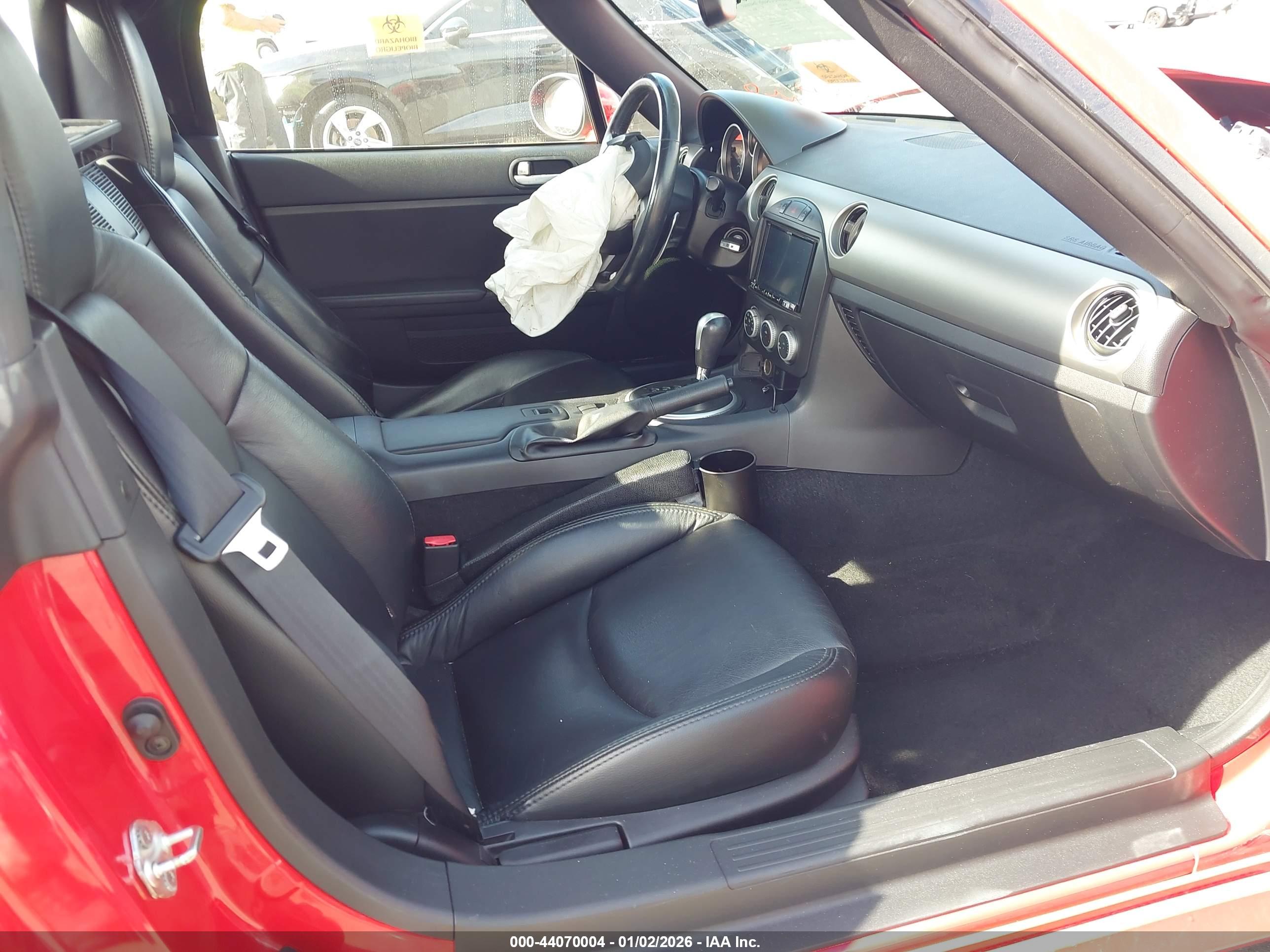 MAZDA MX-5 image 5