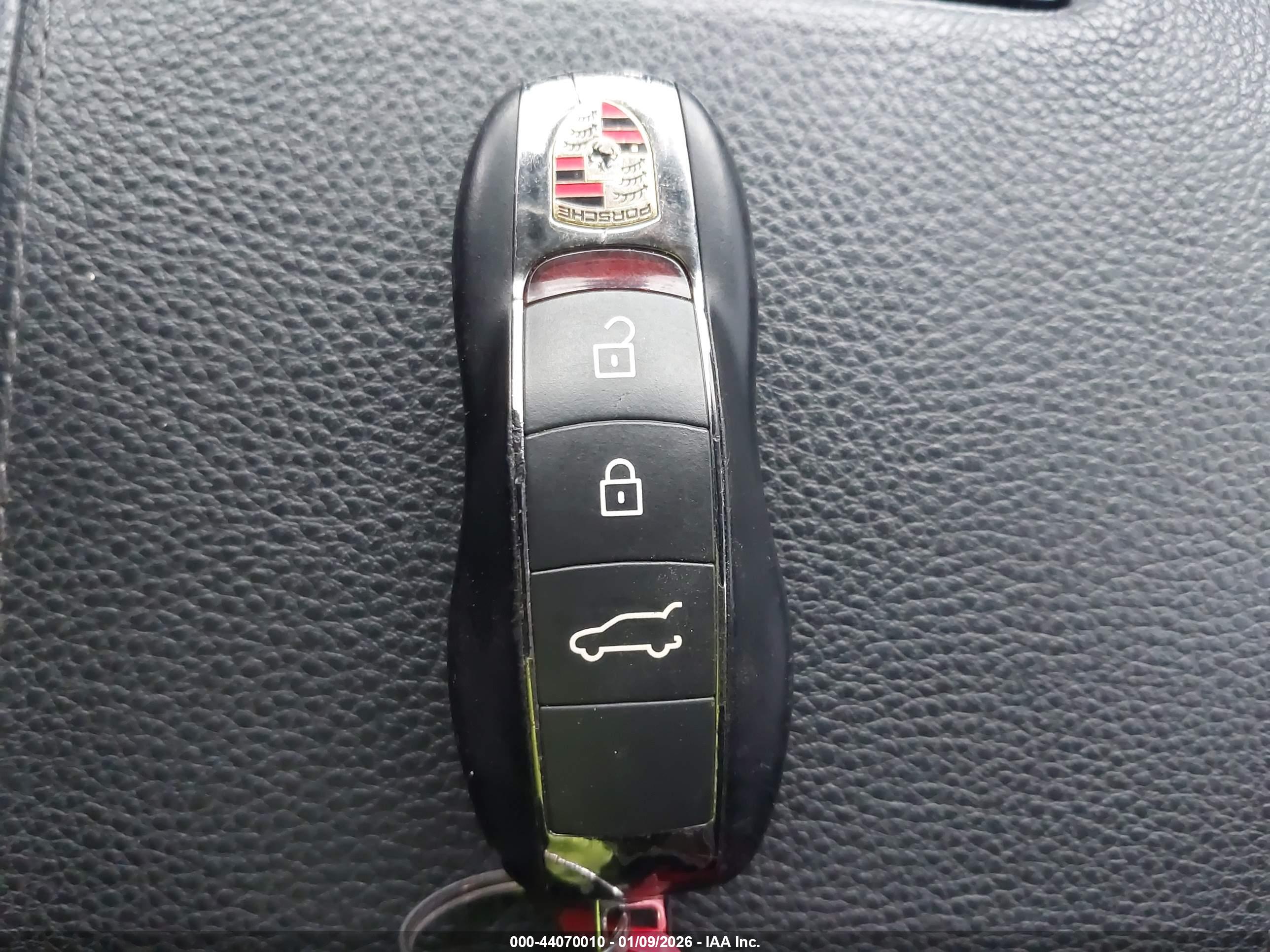 PORSCHE CAYENNE image 11