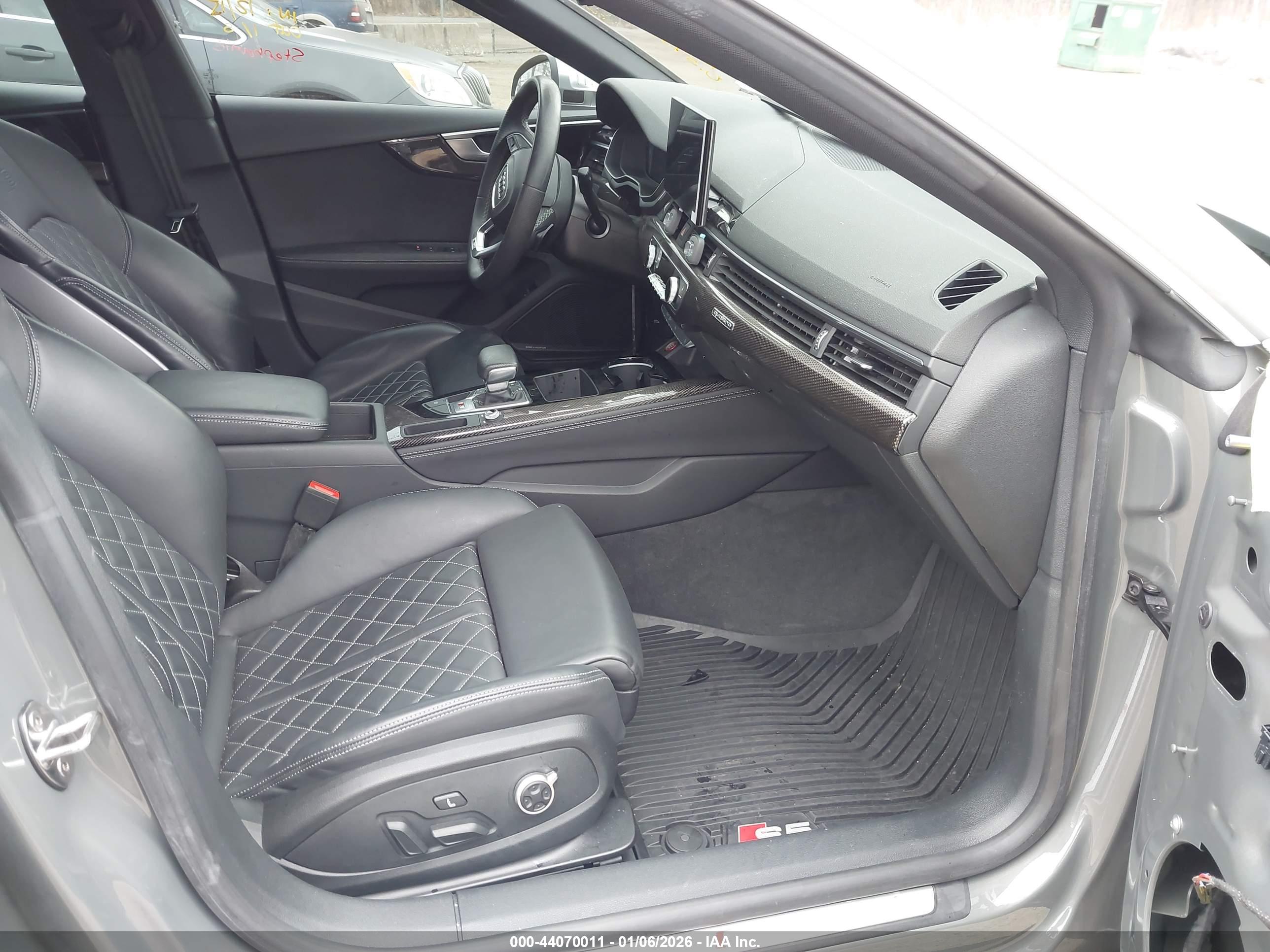 AUDI S5 image 5