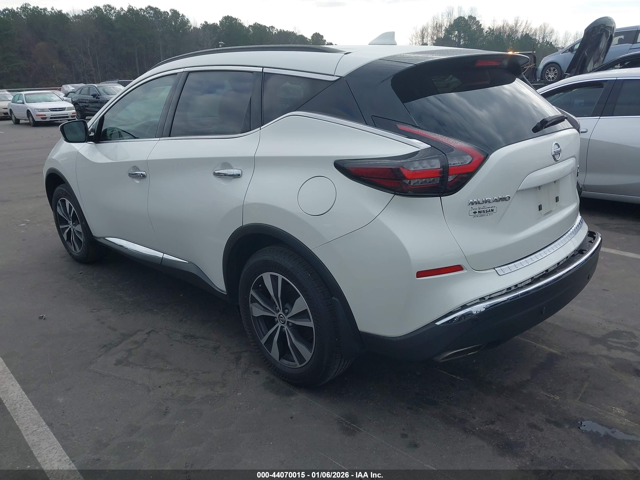 NISSAN MURANO image 3