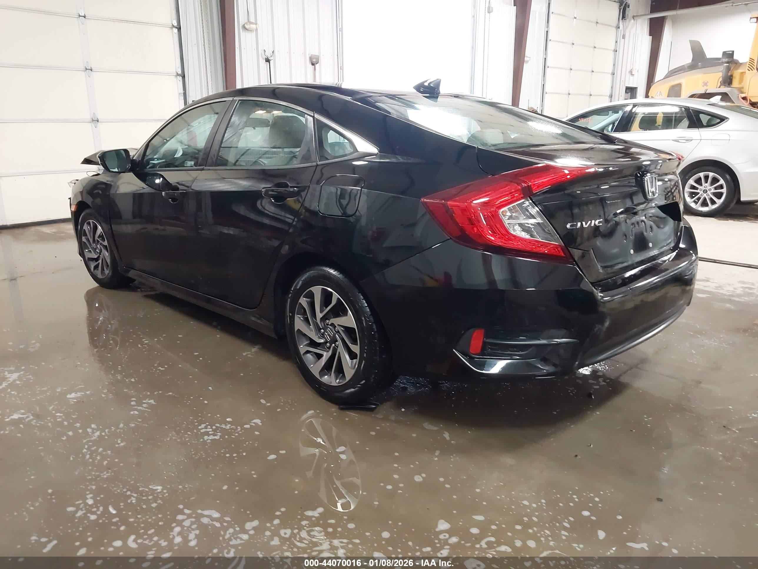 HONDA CIVIC image 3