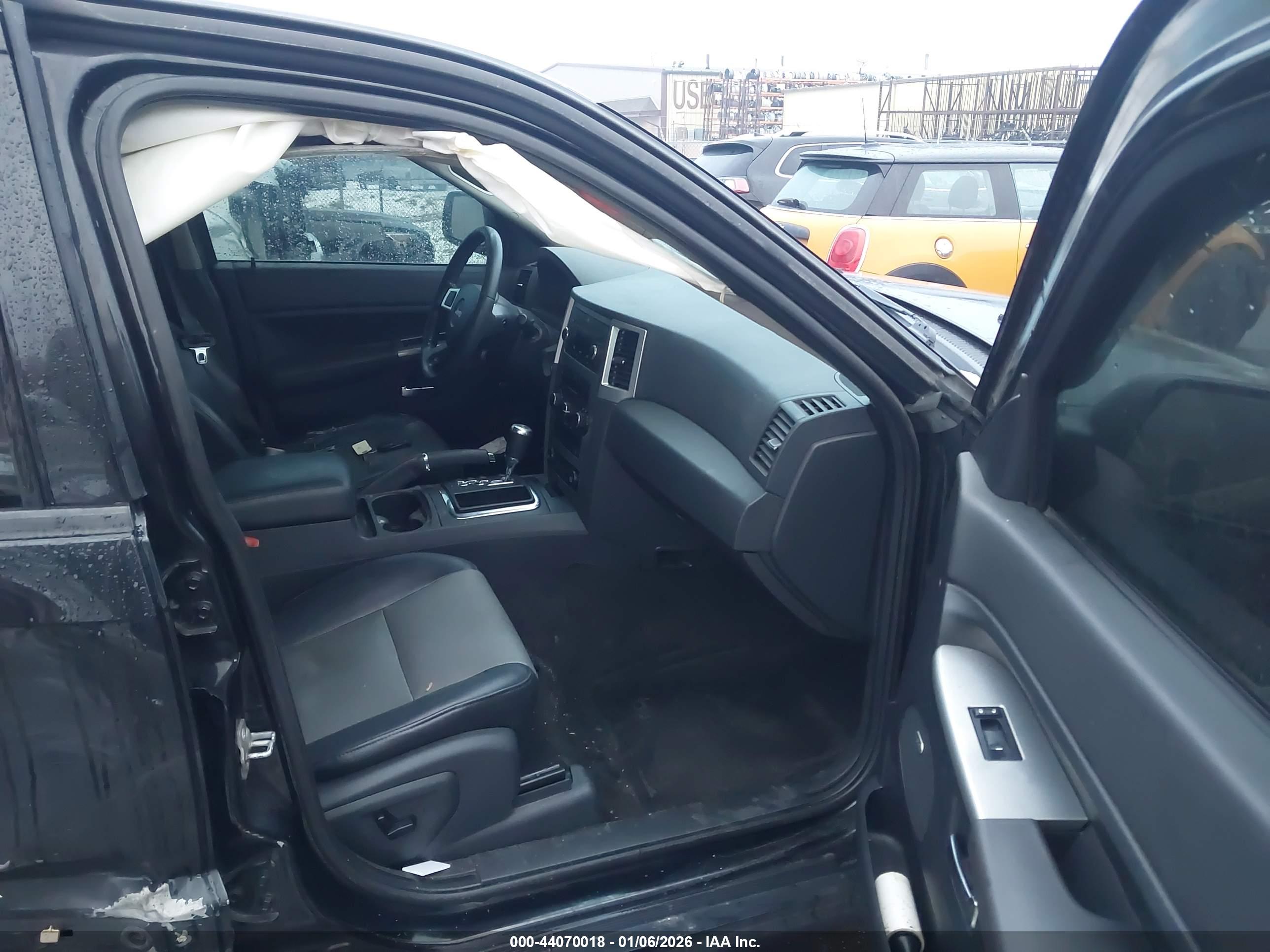 JEEP GRAND image 5