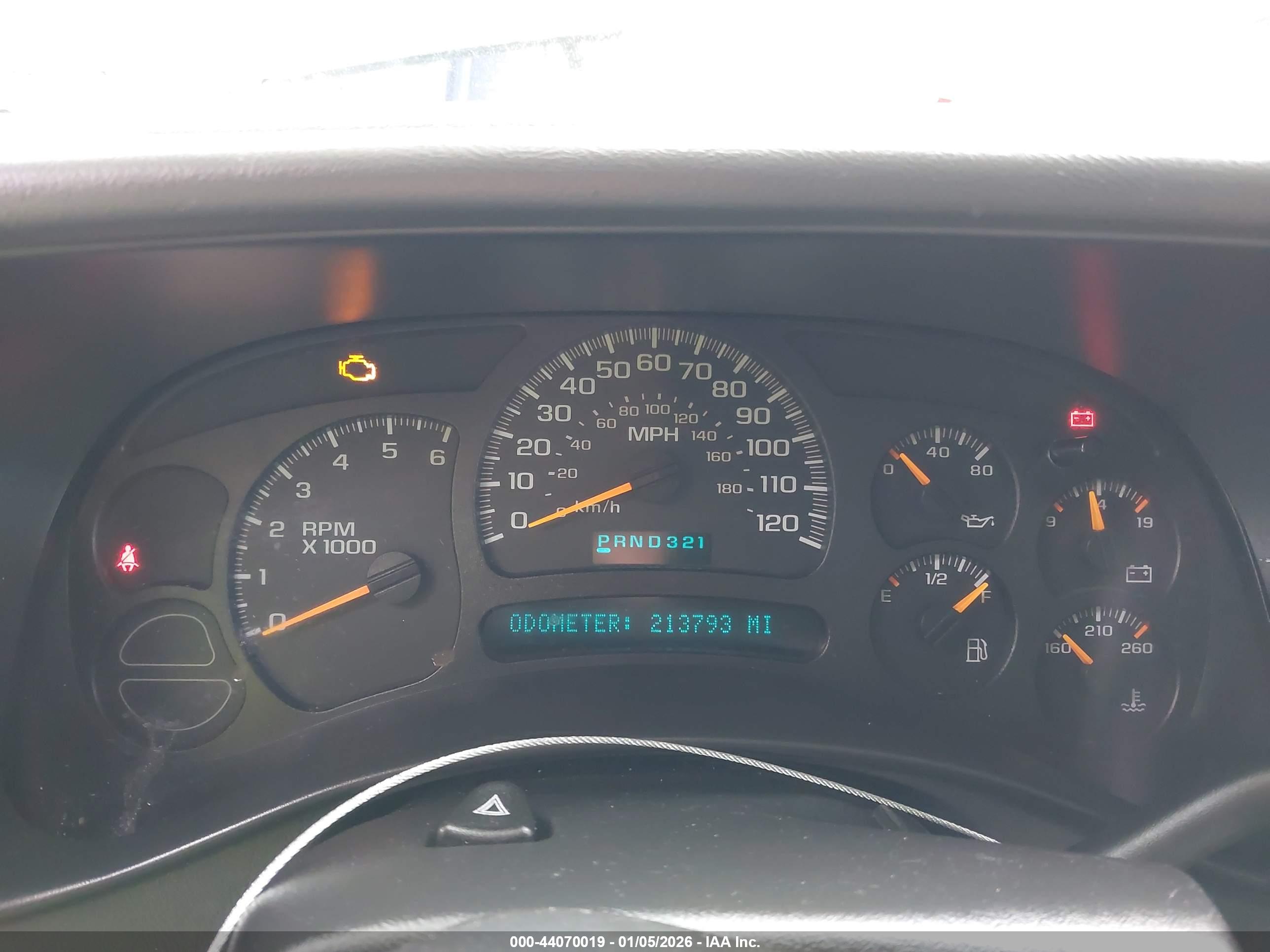 CHEVROLET SILVERADO image 7