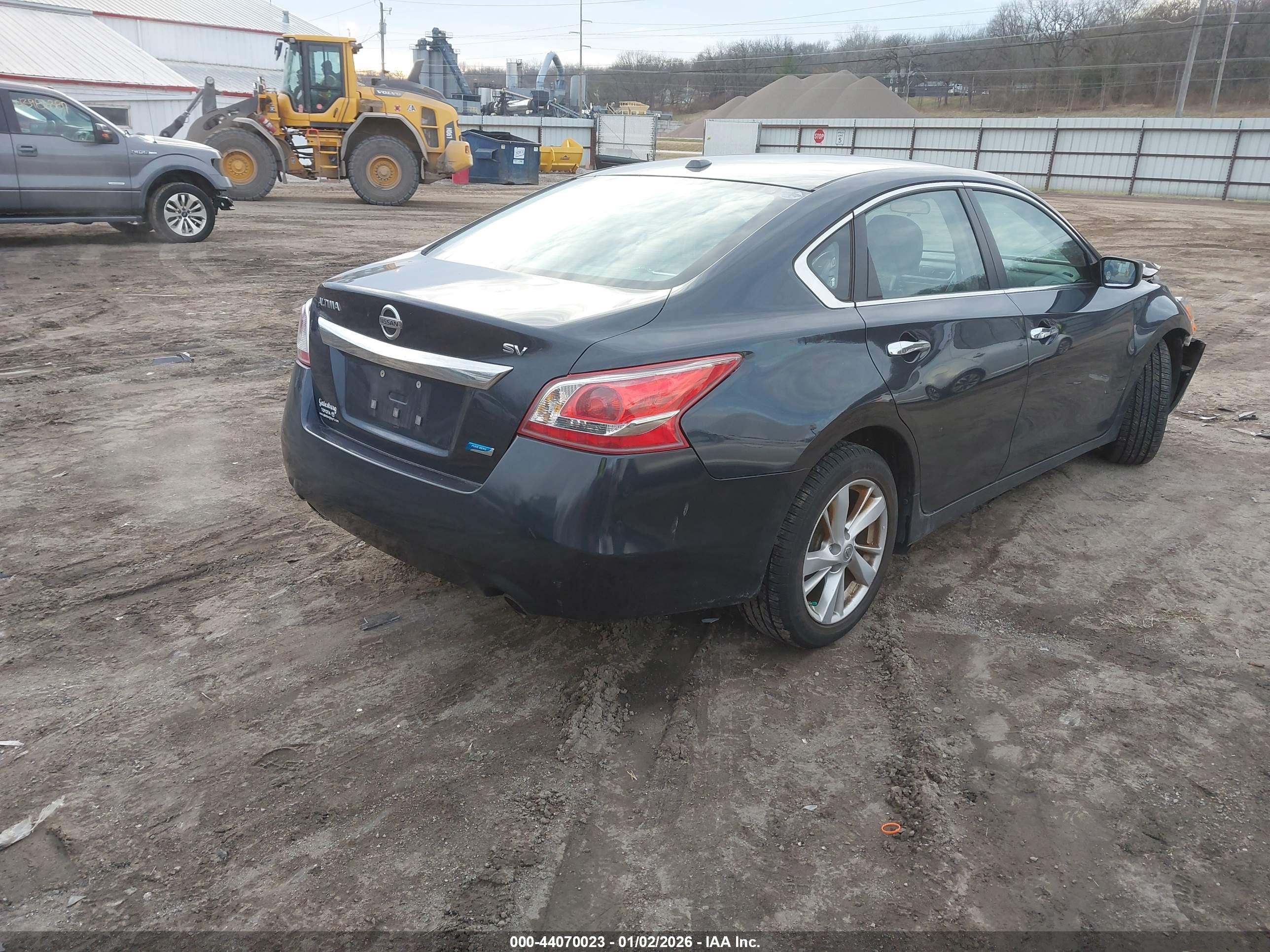 NISSAN ALTIMA image 4