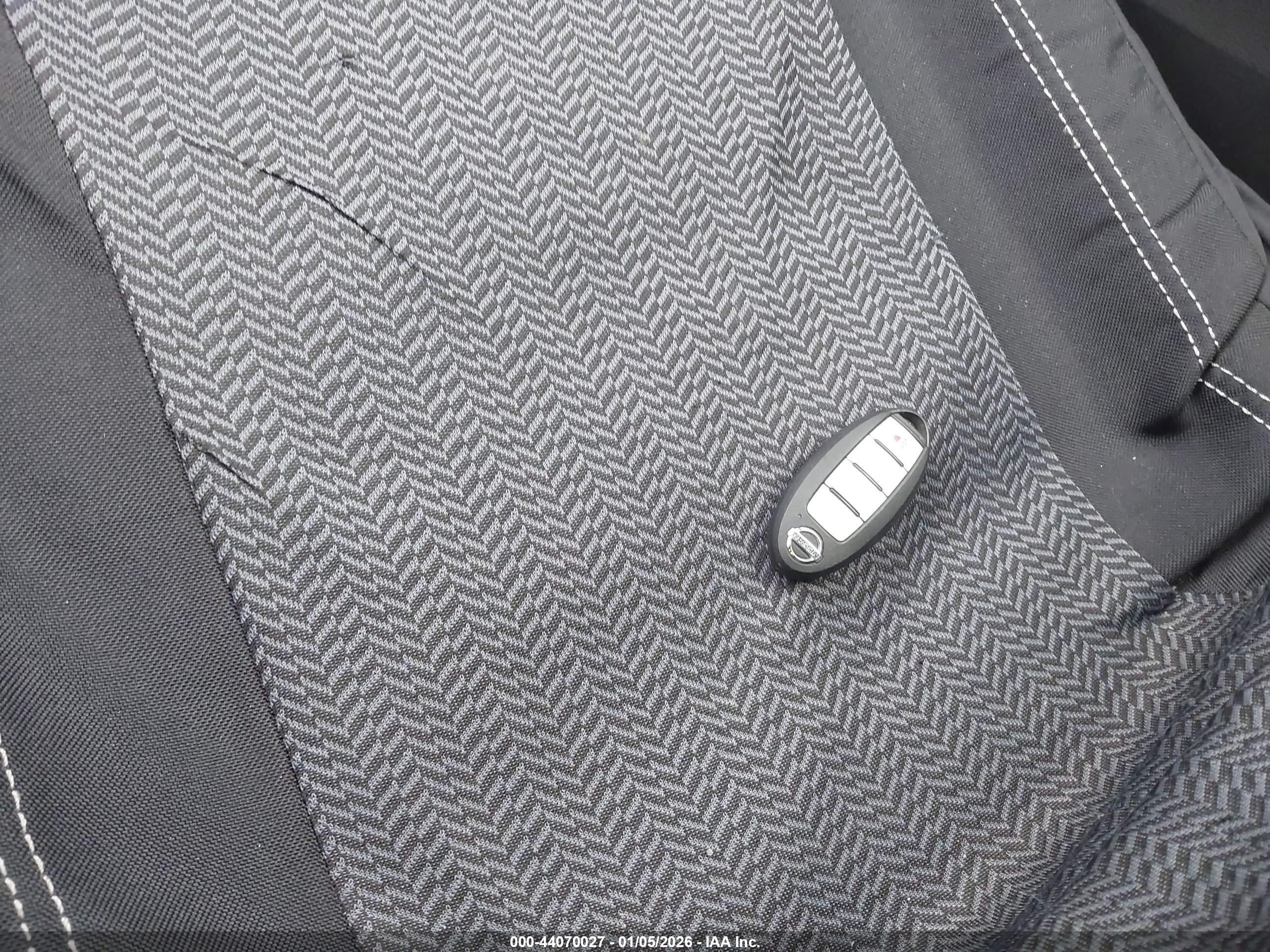 NISSAN SENTRA image 11