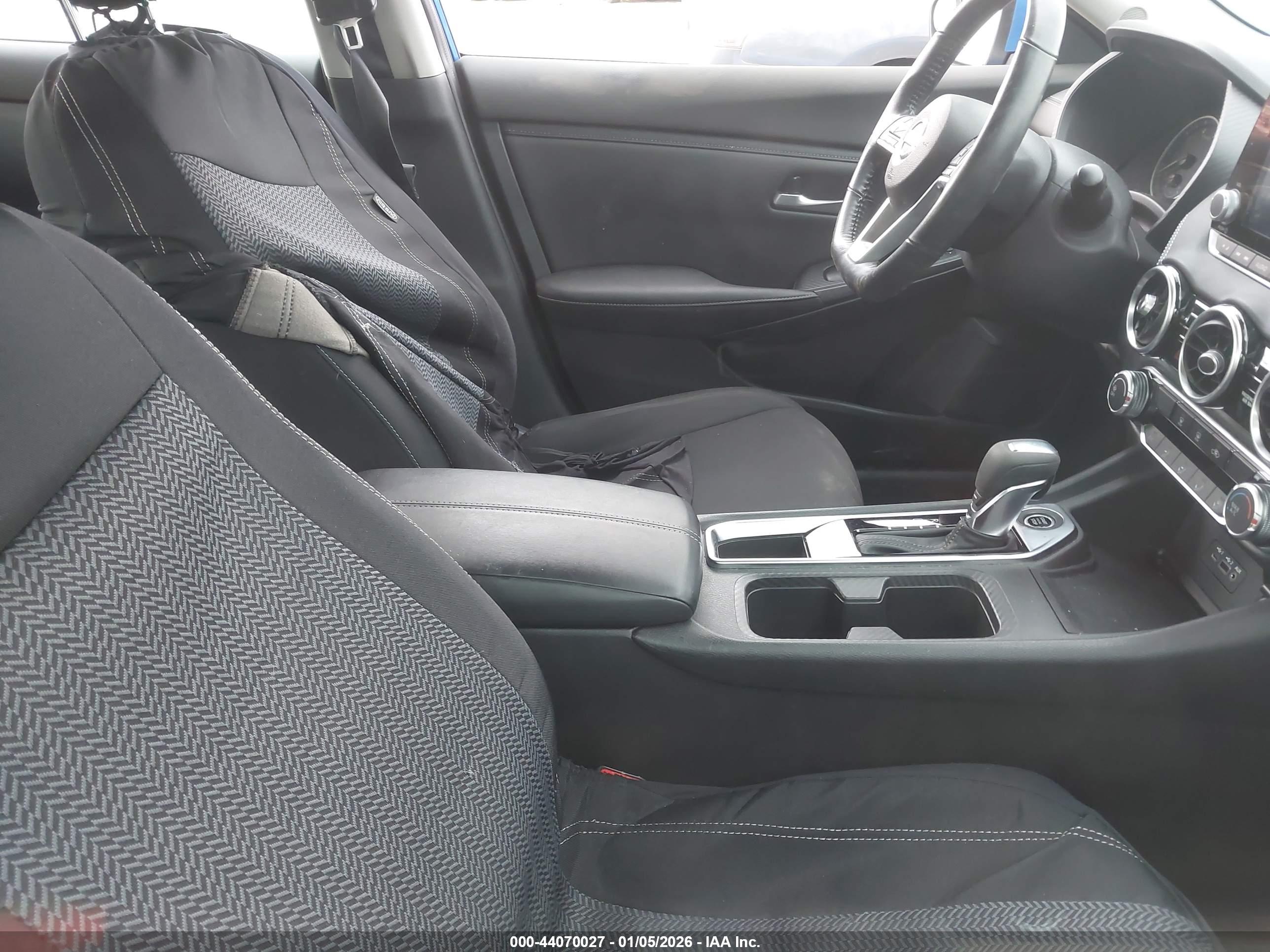 NISSAN SENTRA image 5