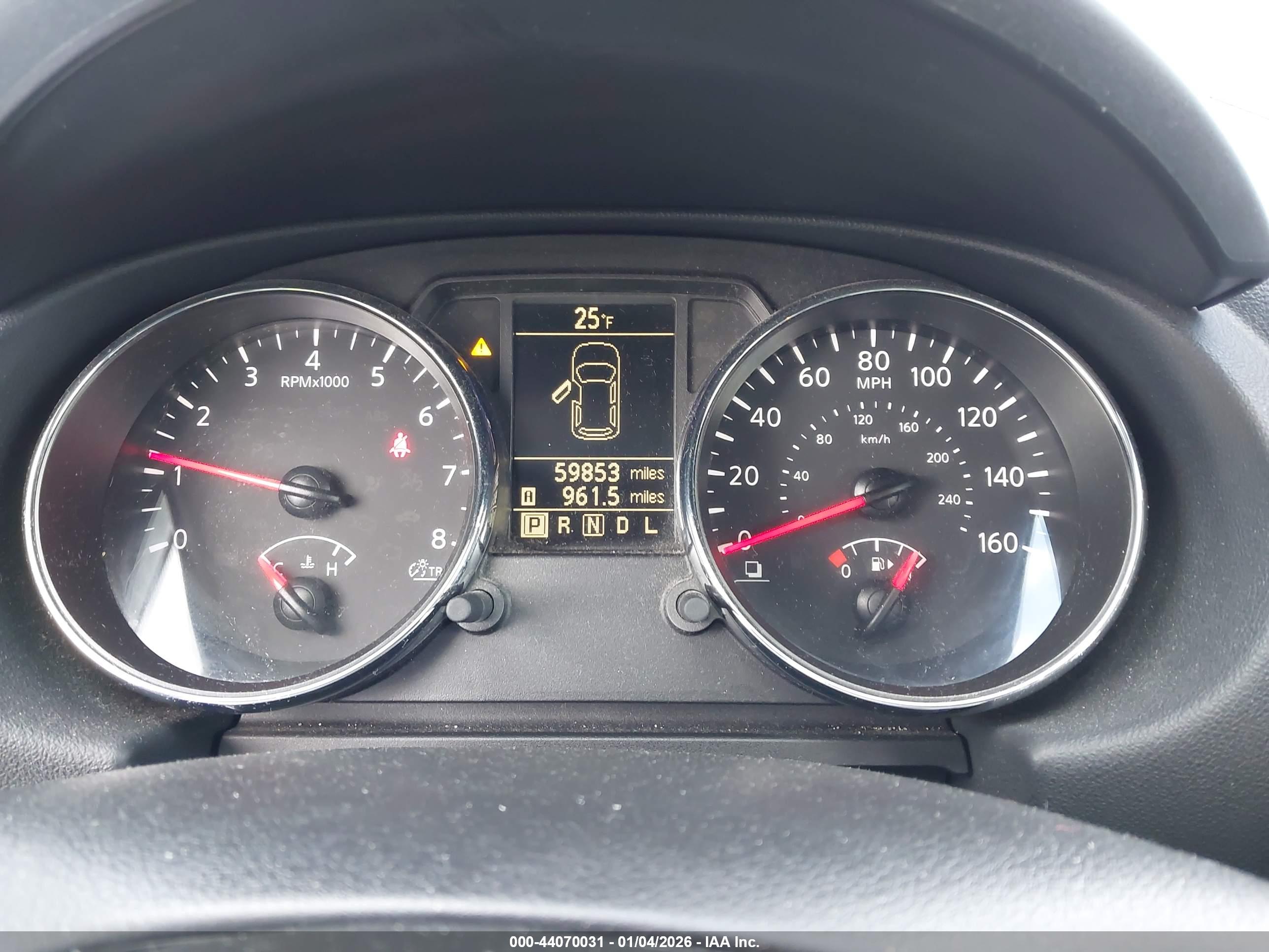 NISSAN ROGUE image 7