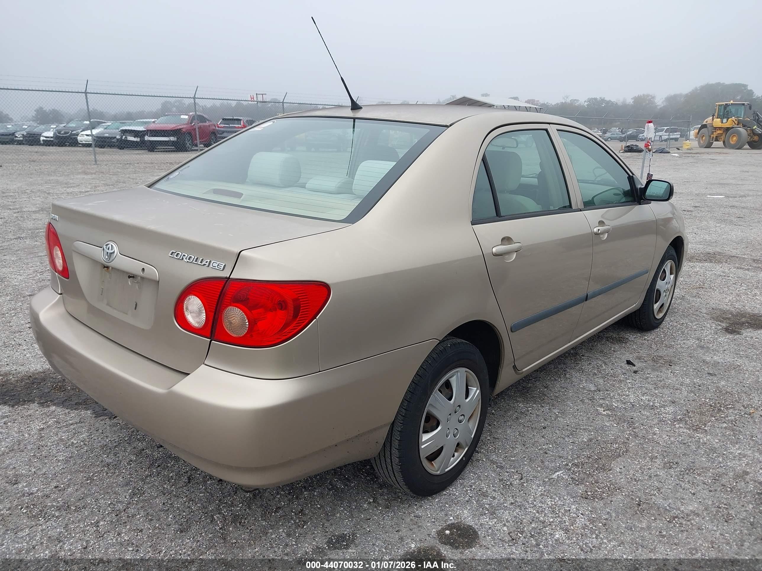 TOYOTA COROLLA image 4