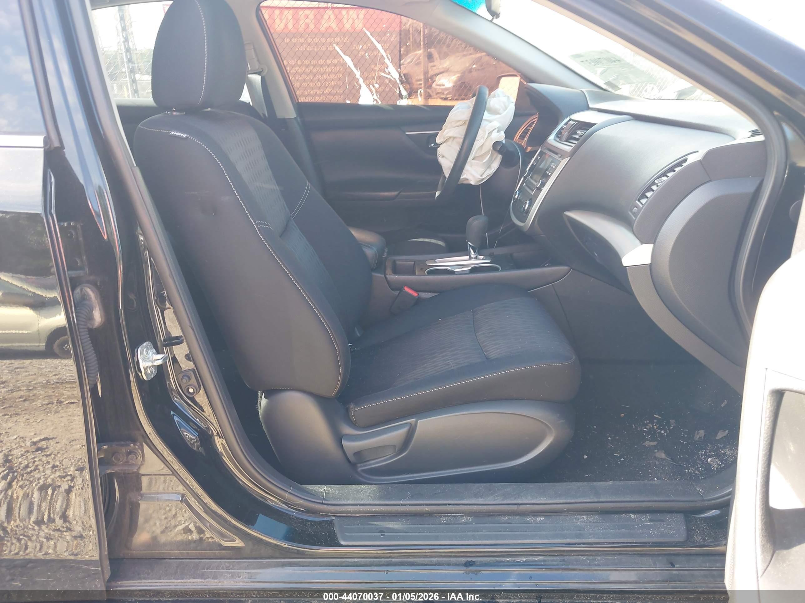 NISSAN ALTIMA image 5