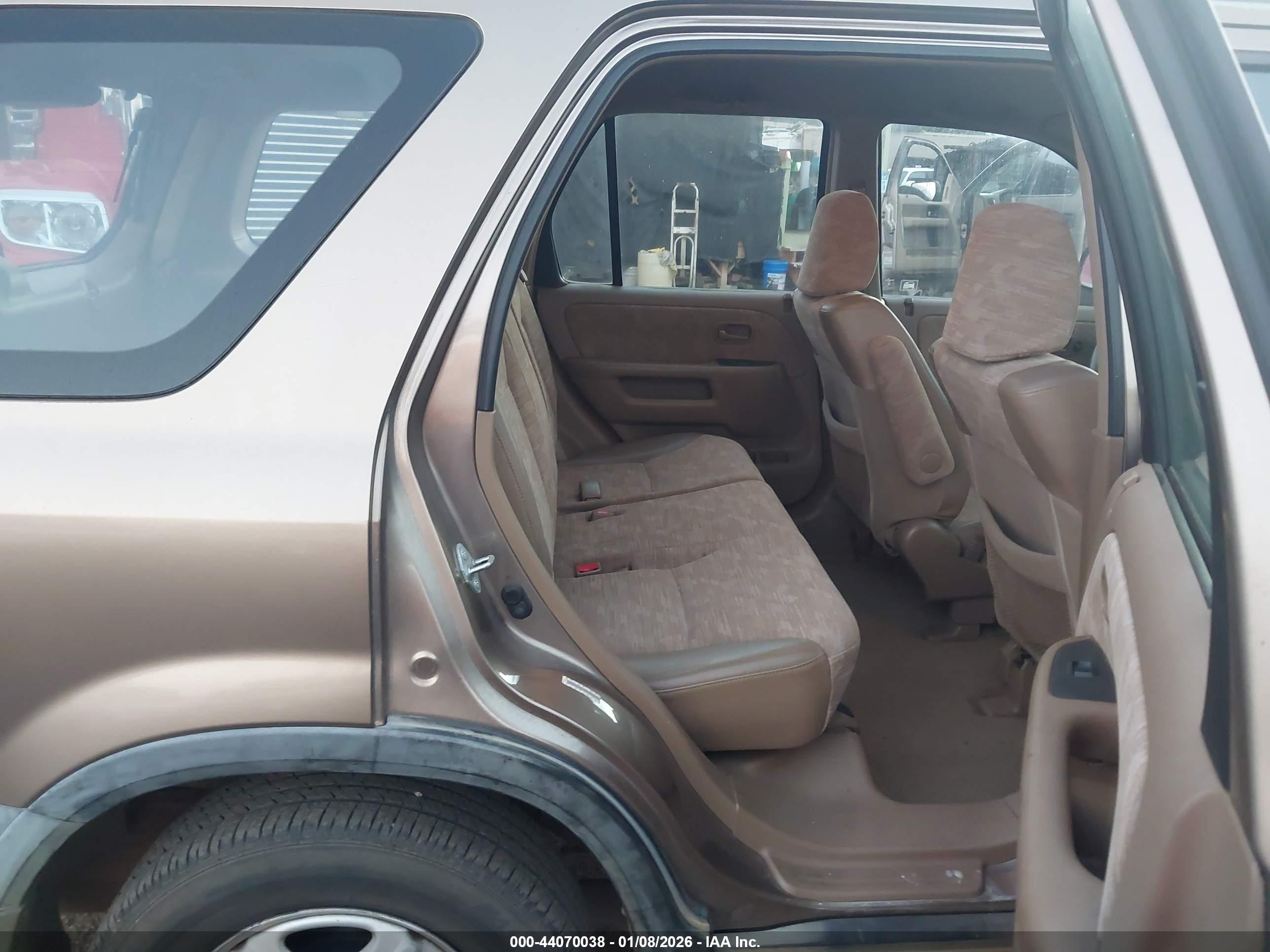 HONDA CR-V image 8