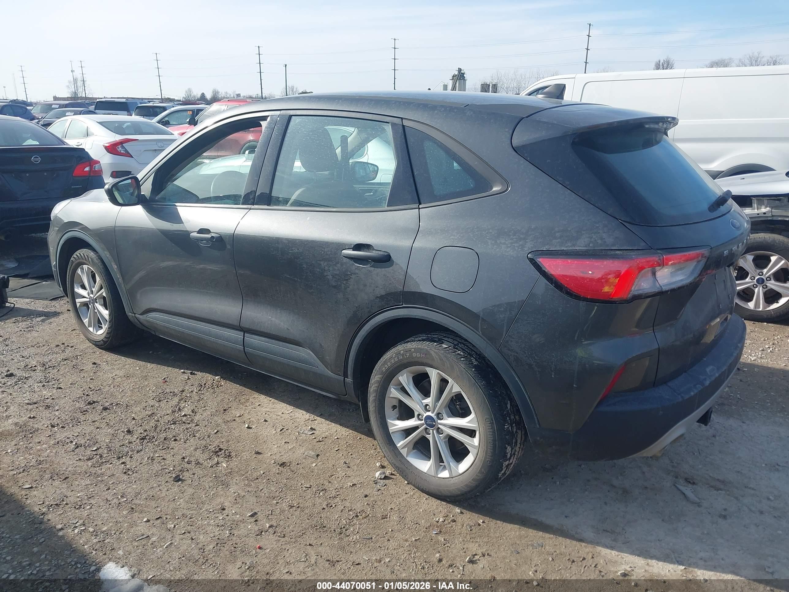 FORD ESCAPE image 3