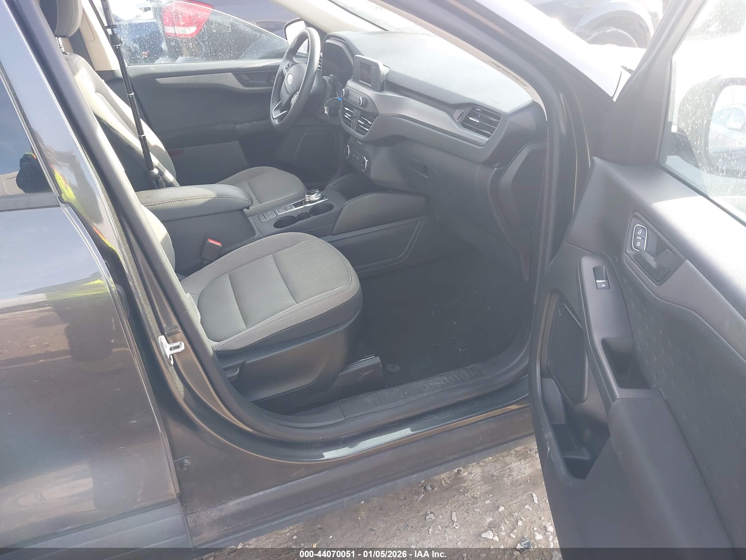FORD ESCAPE image 5