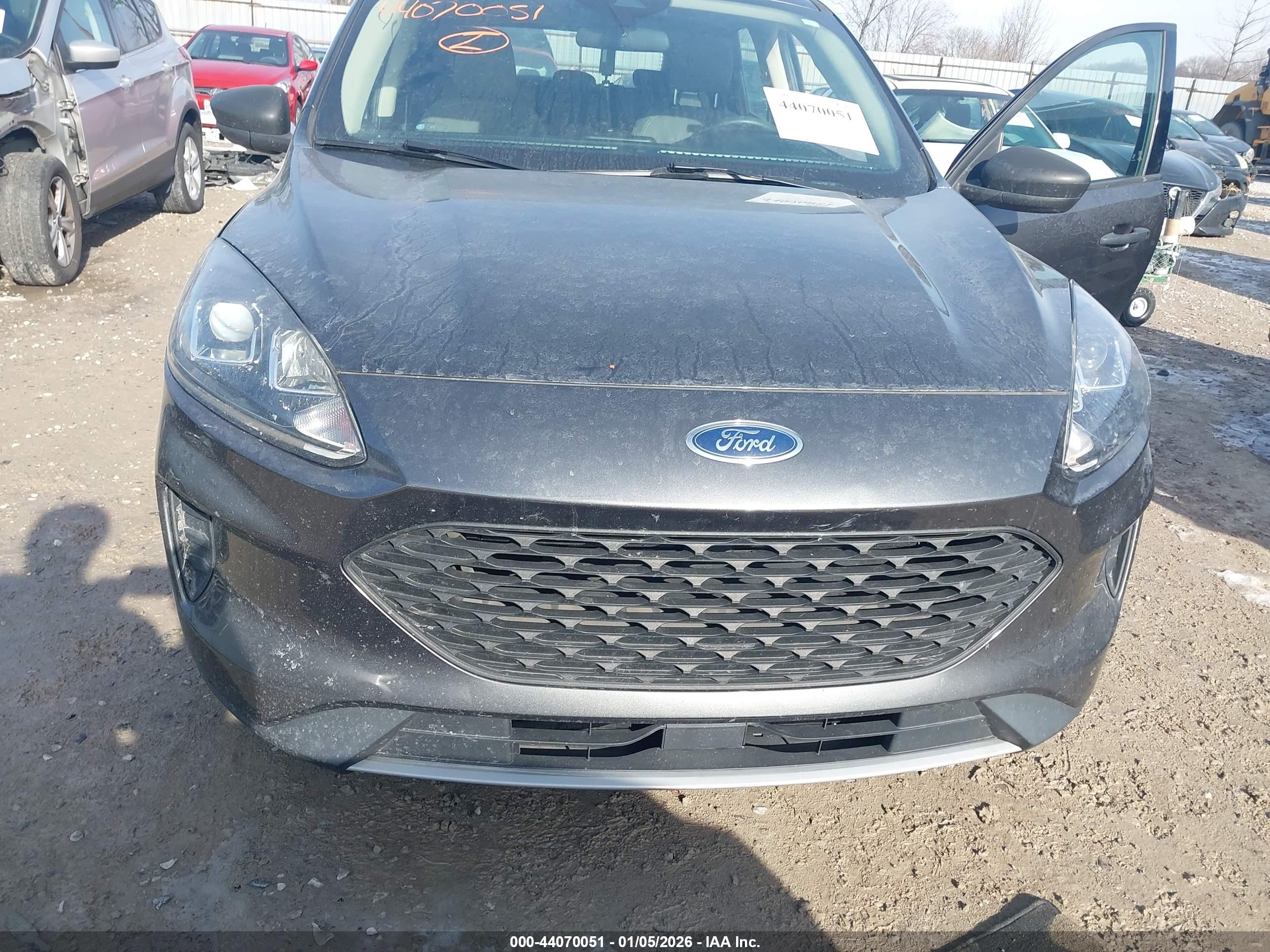FORD ESCAPE image 6
