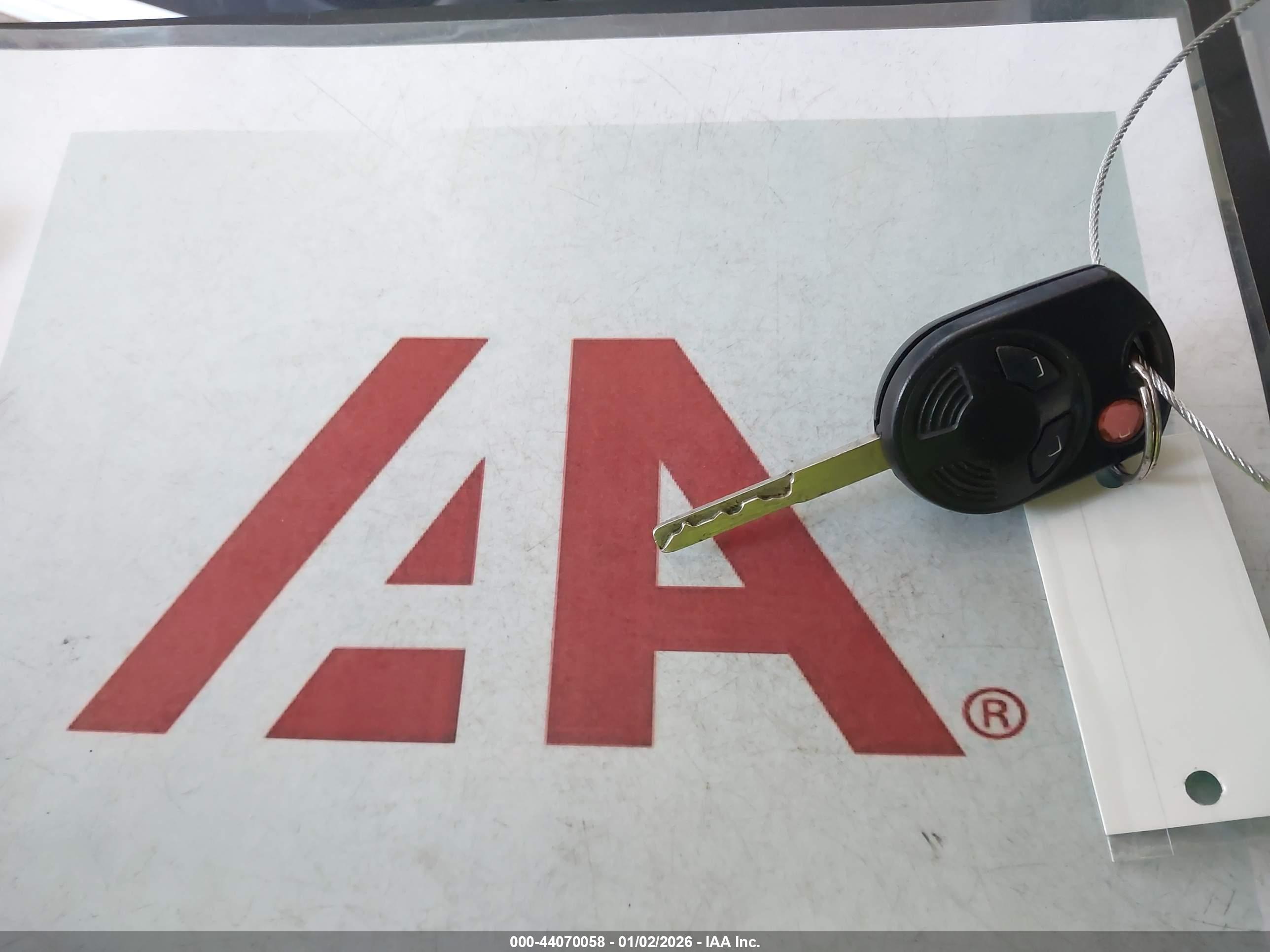 FORD ESCAPE image 11