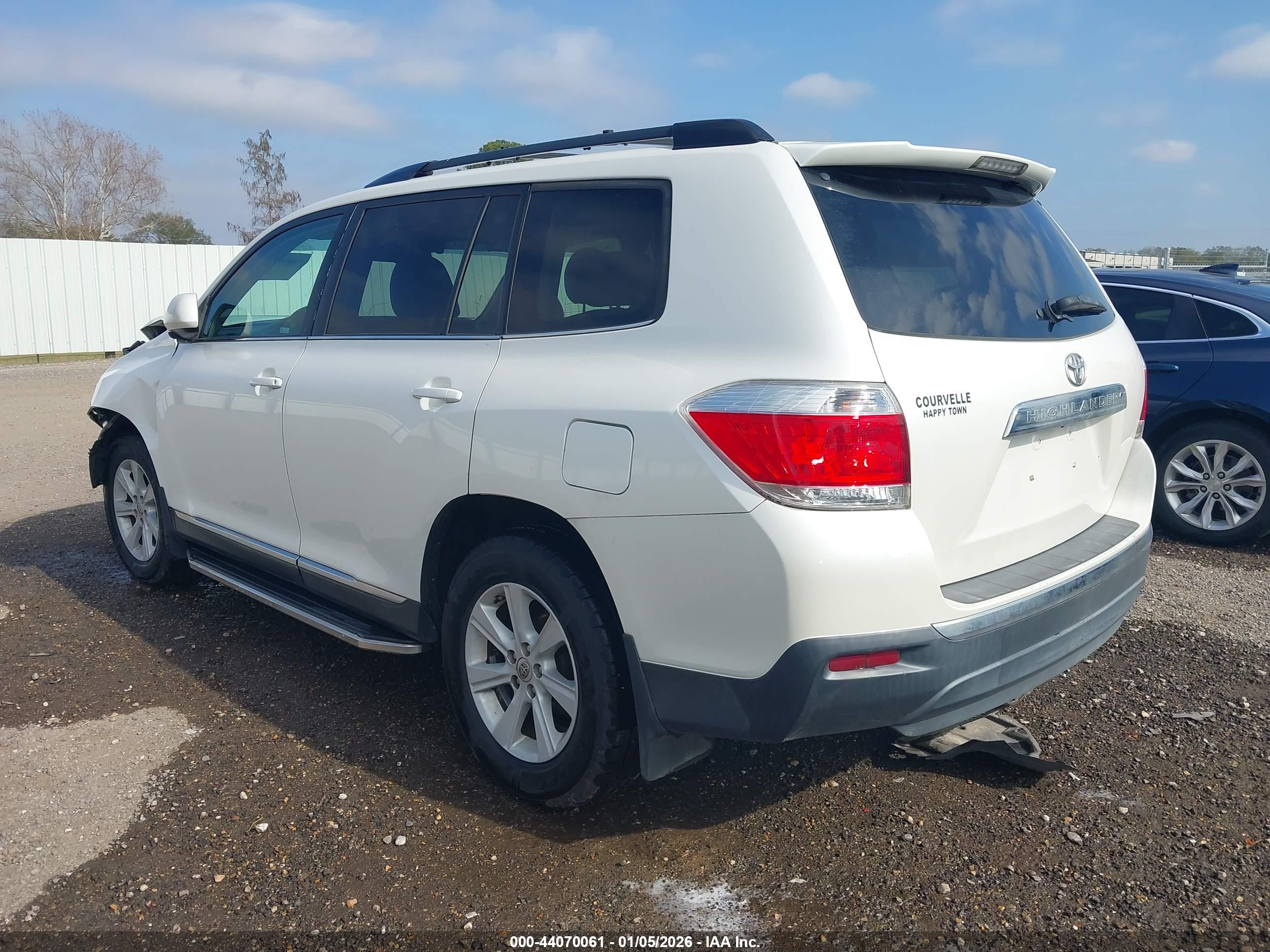 TOYOTA HIGHLANDER image 3