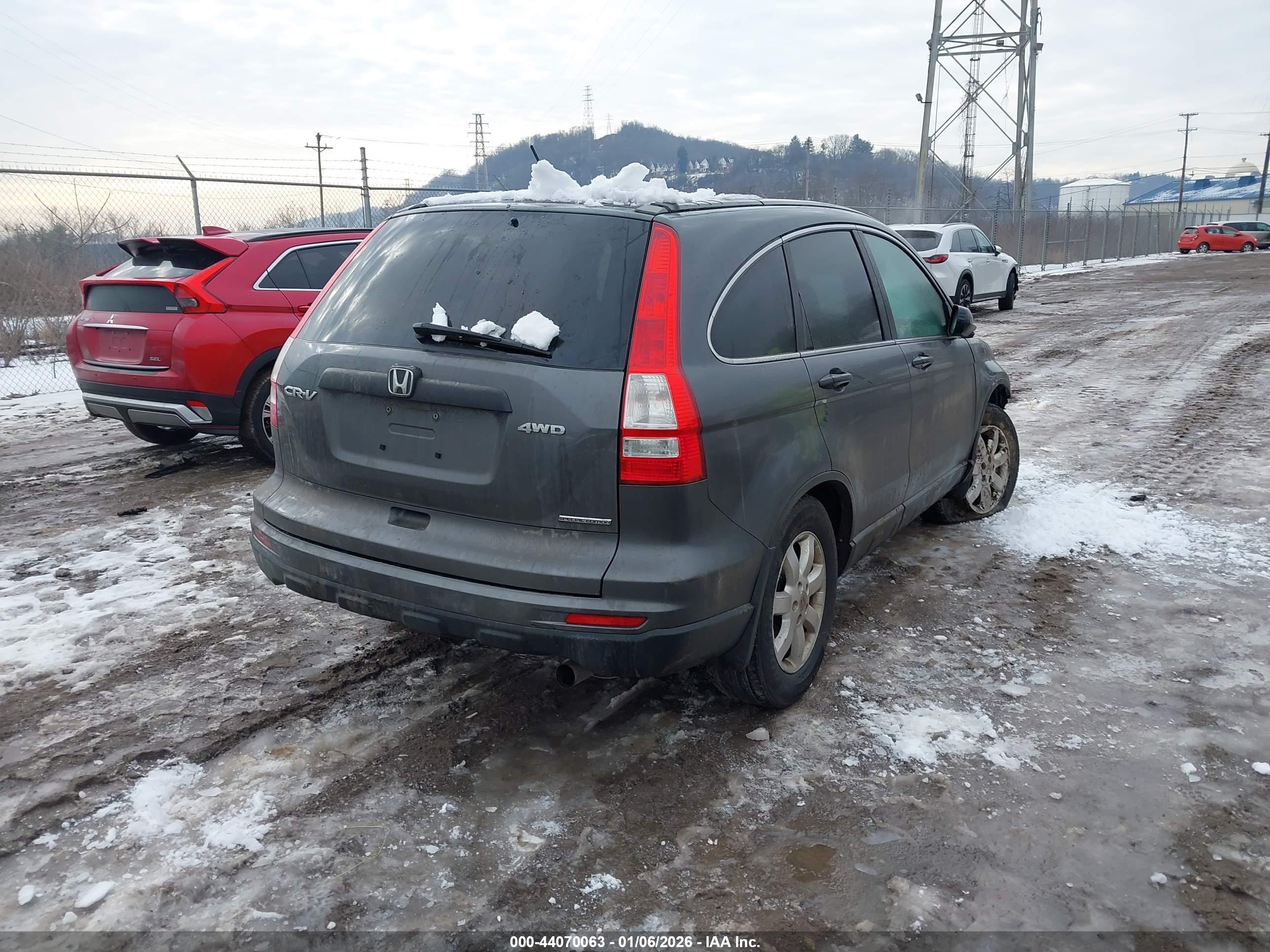 HONDA CR-V image 4
