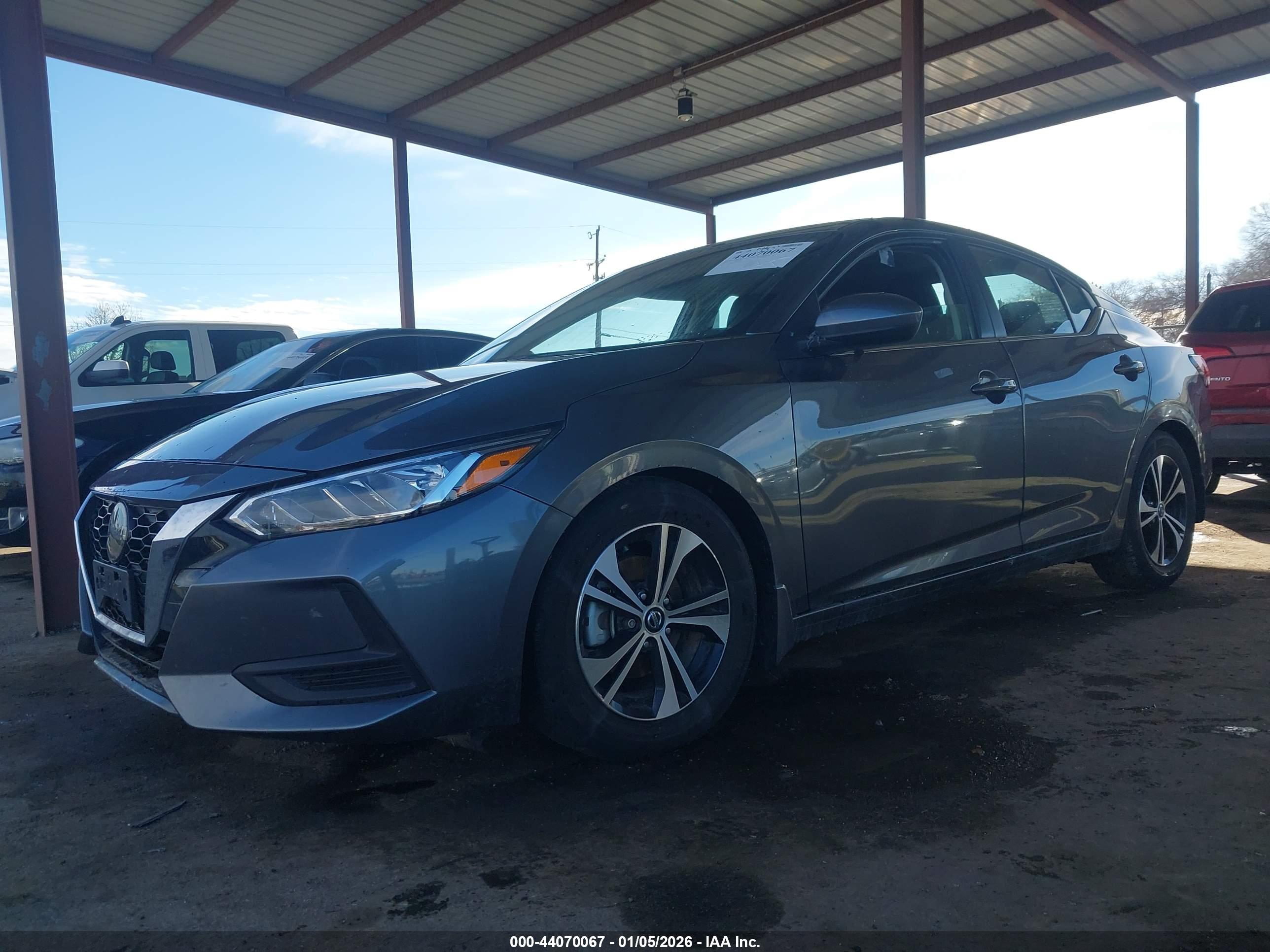 NISSAN SENTRA image 2
