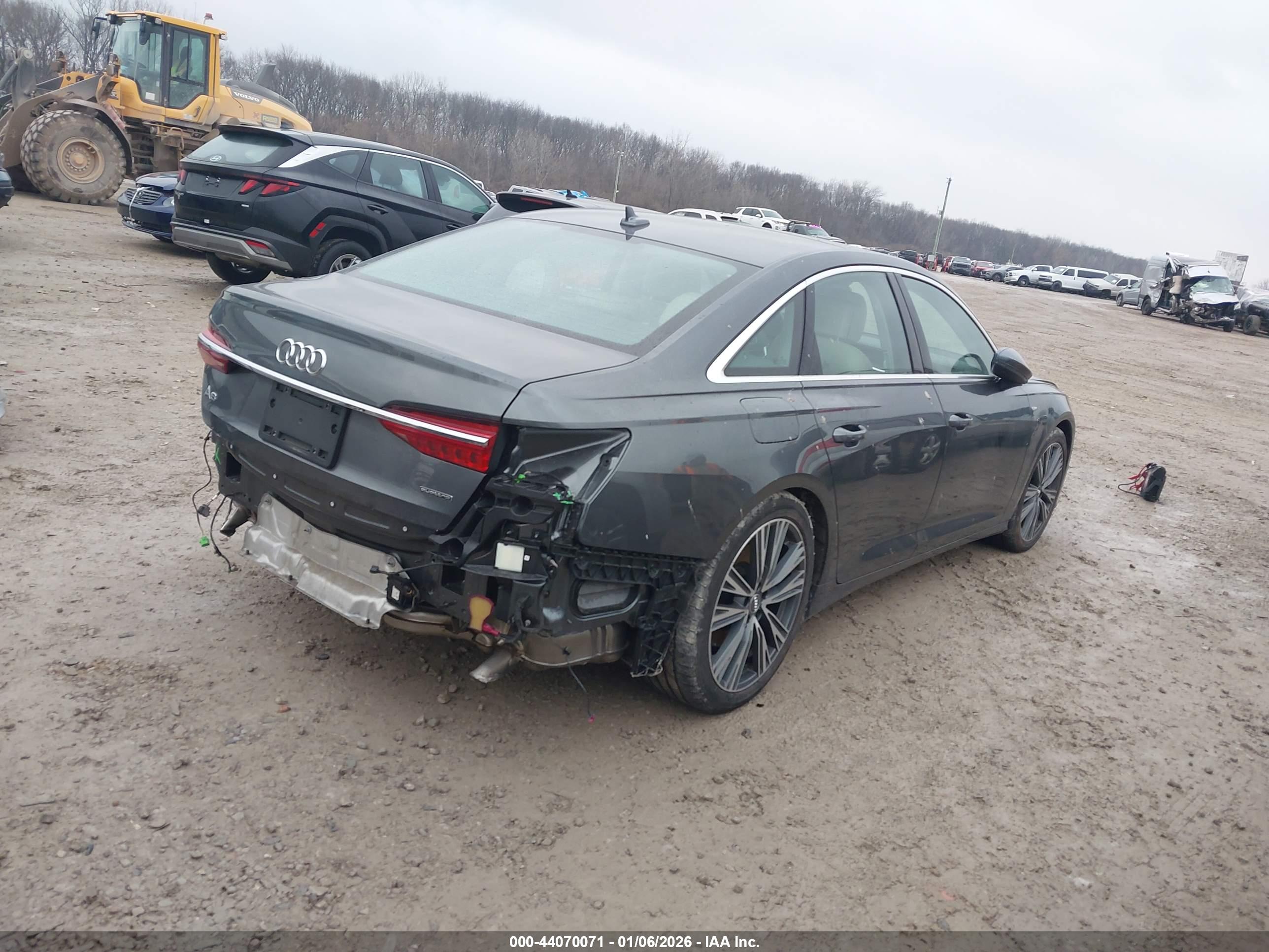 AUDI A6 image 4