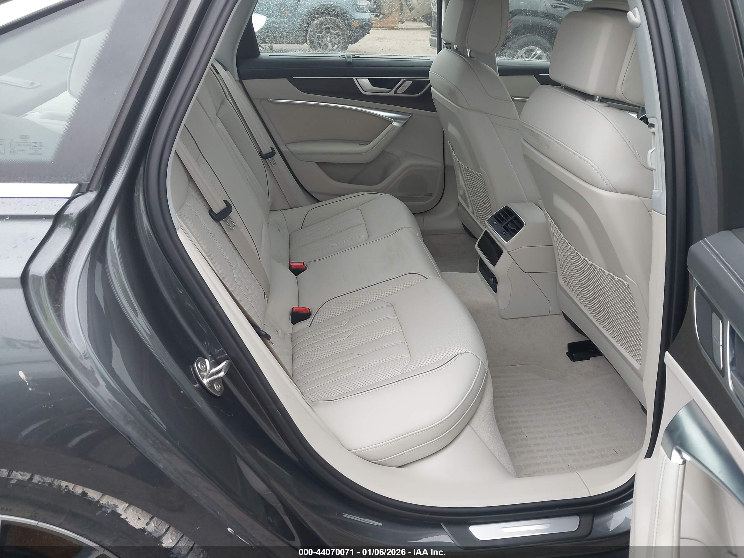 AUDI A6 image 8