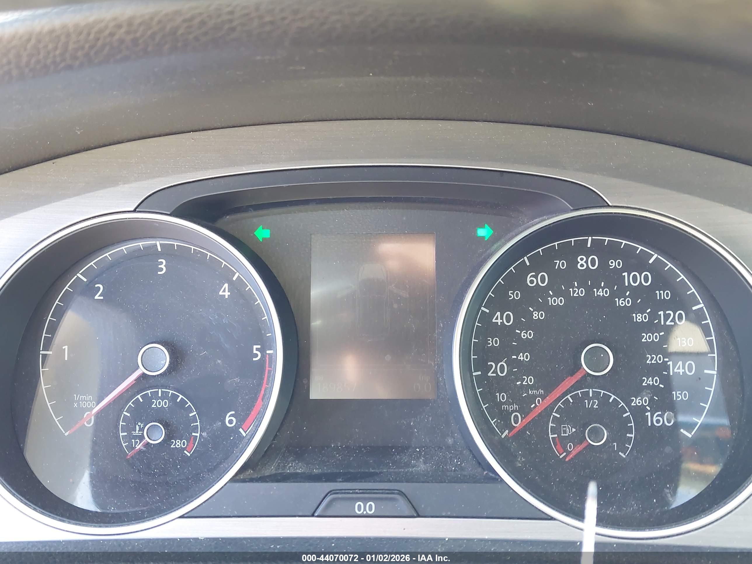 VOLKSWAGEN GOLF image 7