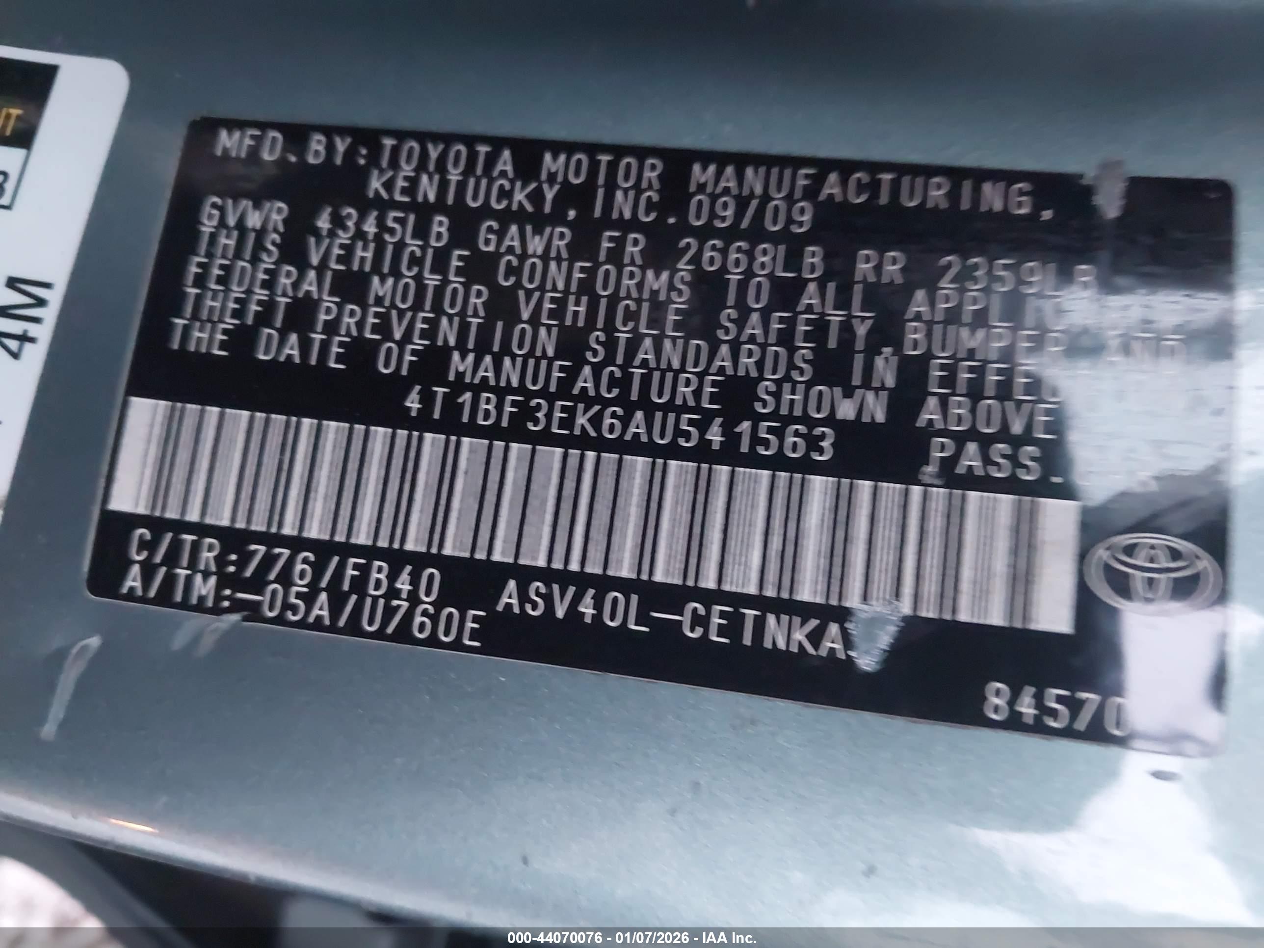 TOYOTA CAMRY image 9