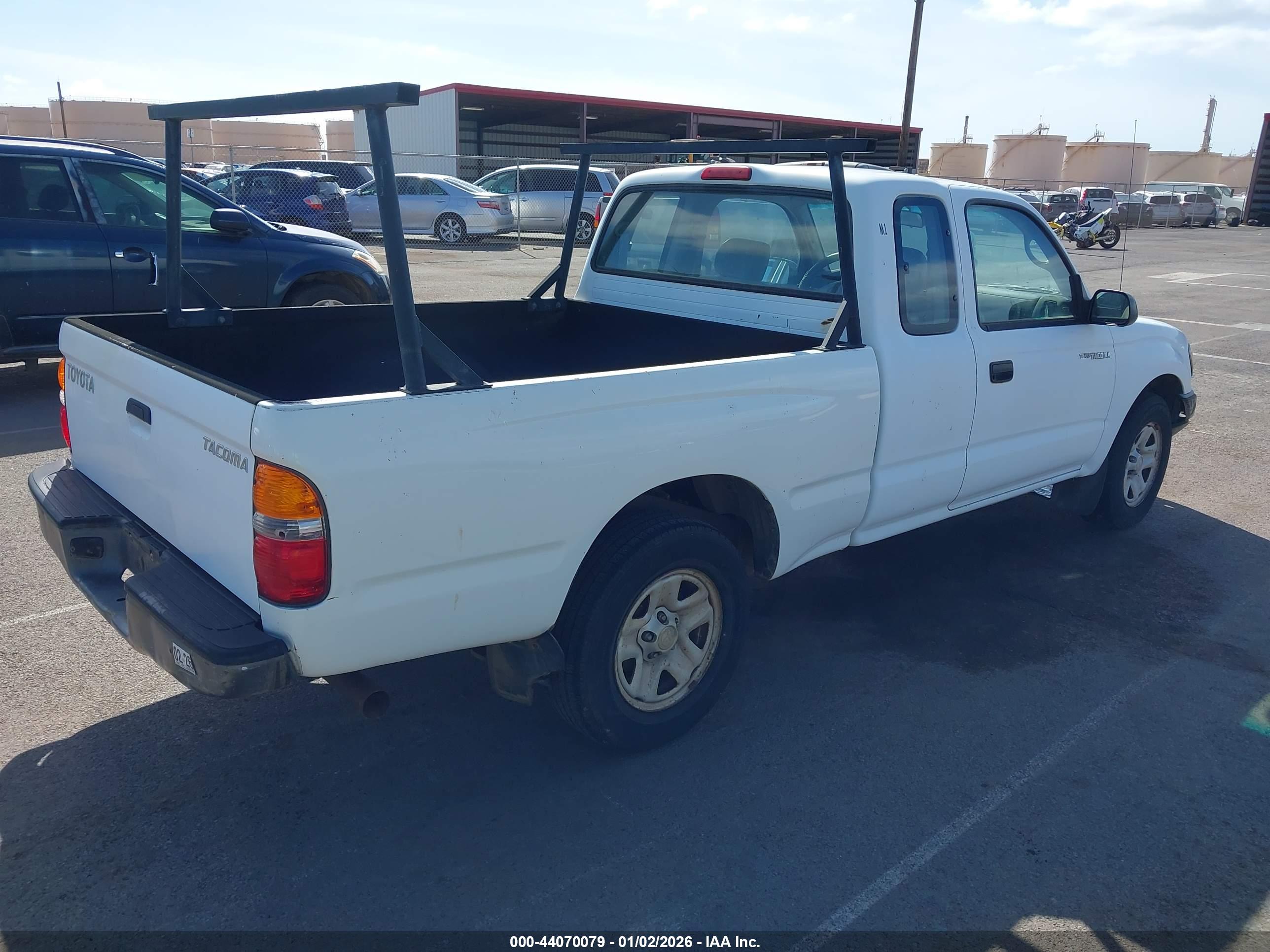 TOYOTA TACOMA image 4