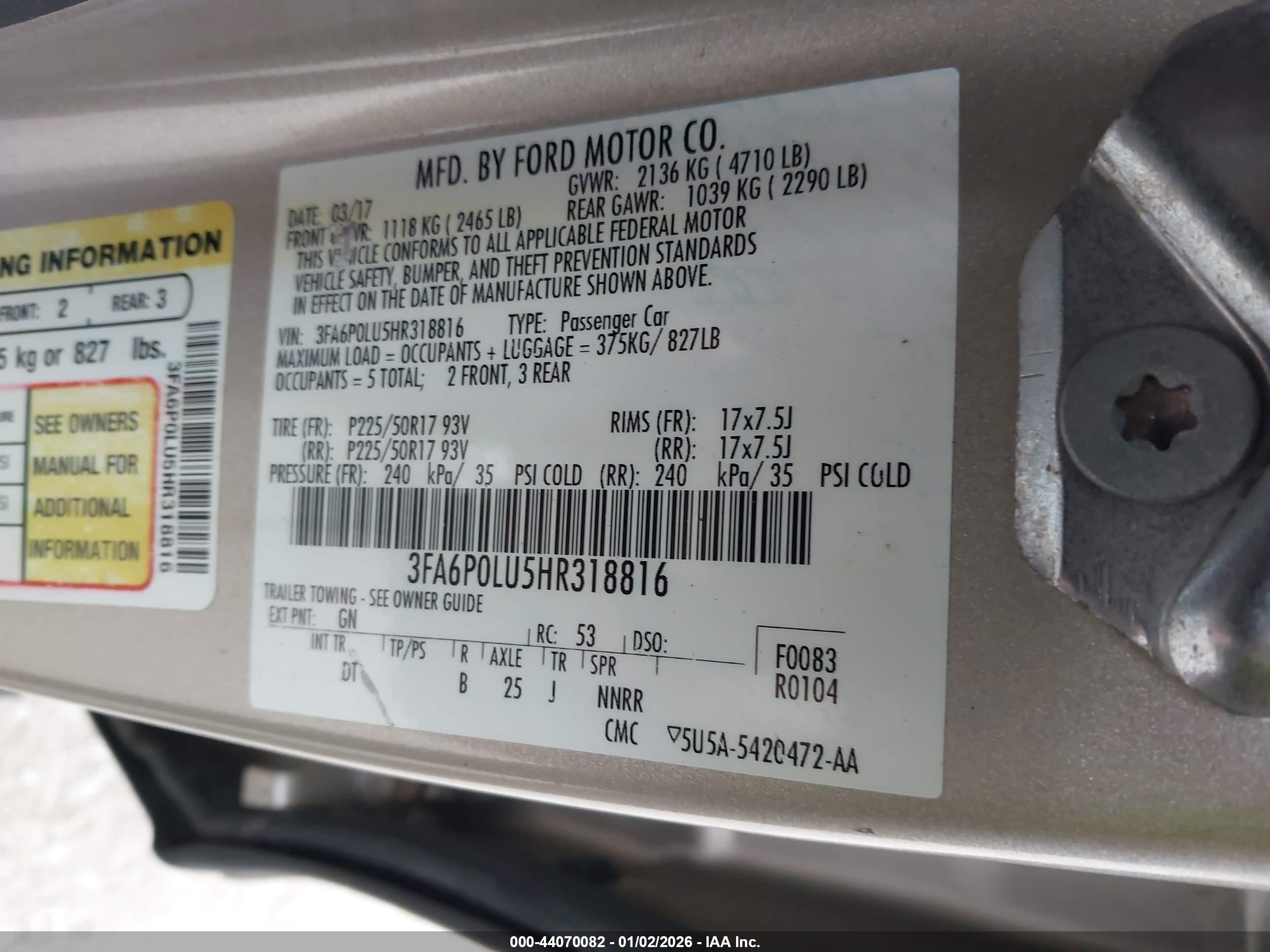 FORD FUSION image 9