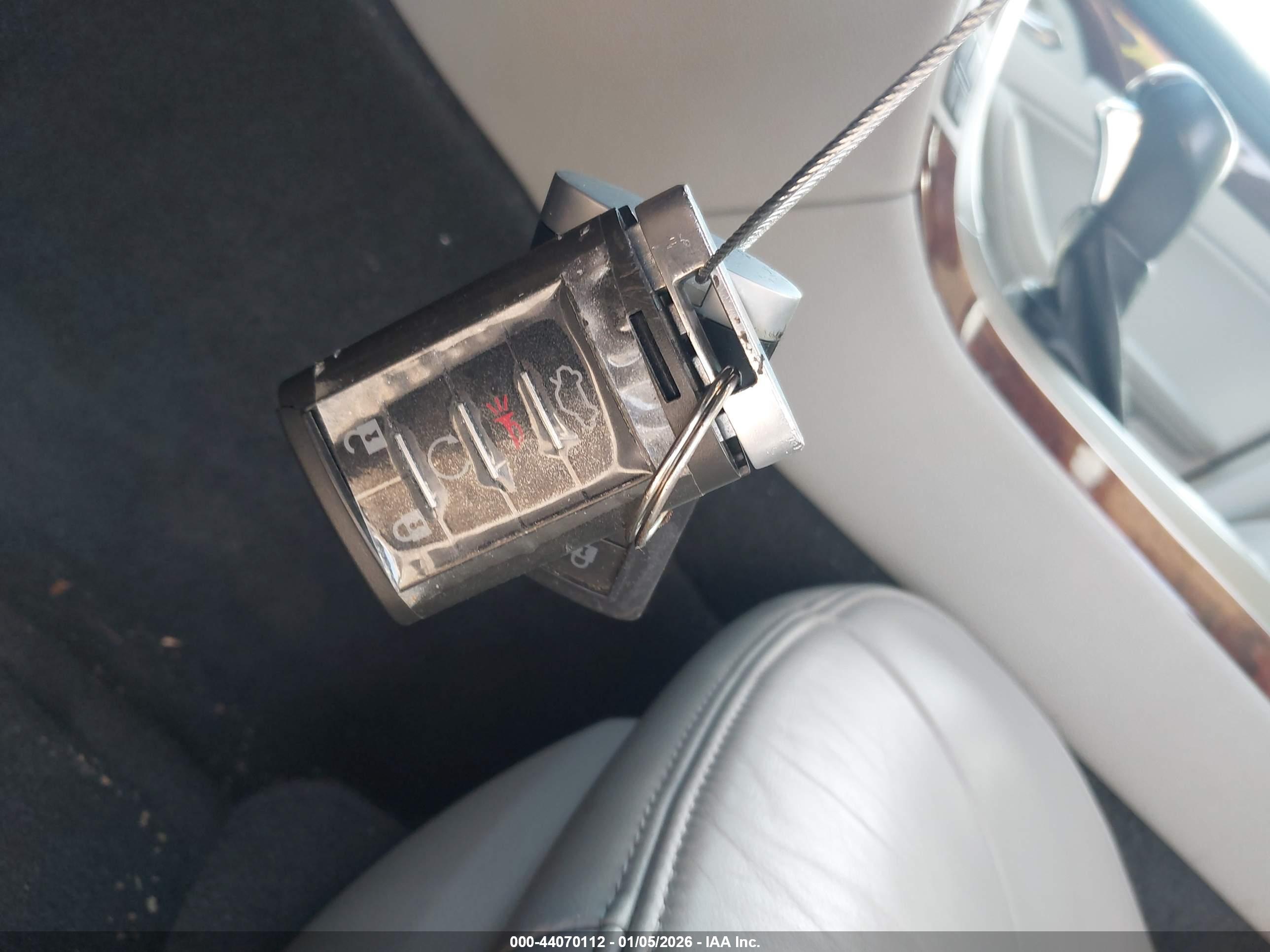 CADILLAC CTS image 11