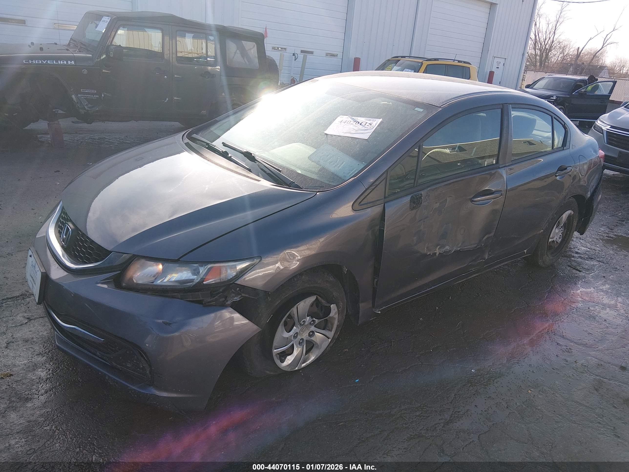 HONDA CIVIC image 2