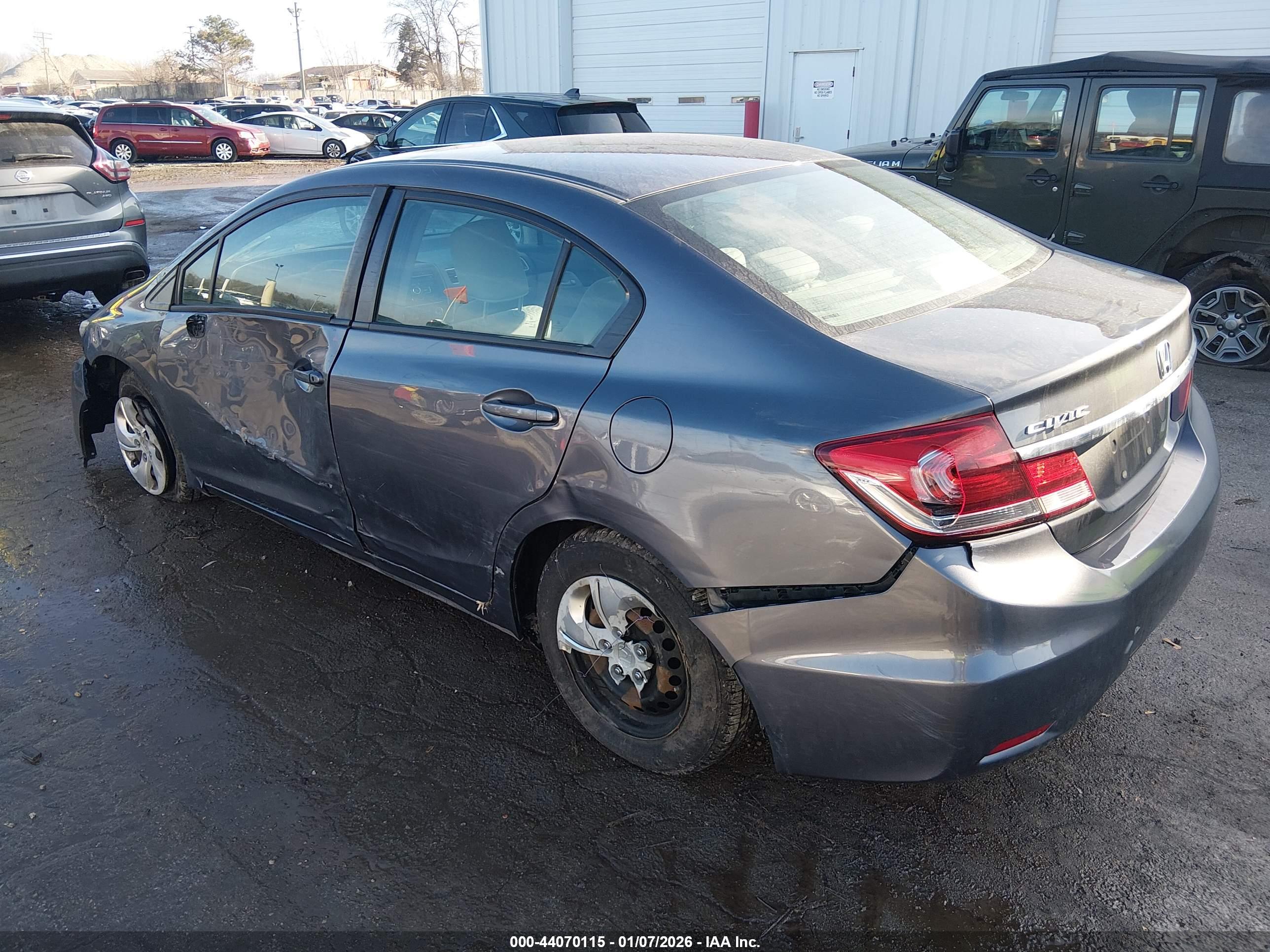HONDA CIVIC image 3