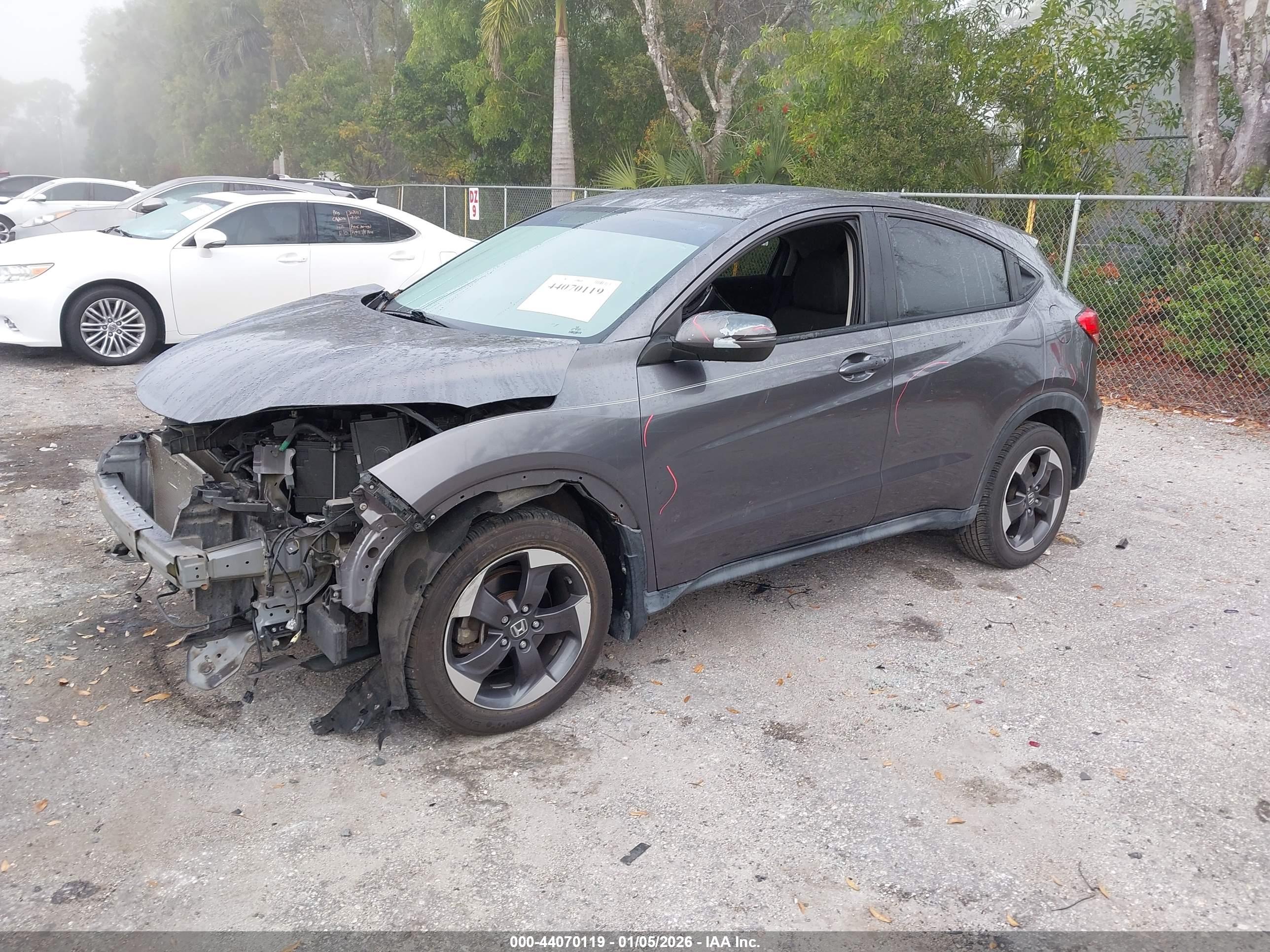 HONDA HR-V image 2